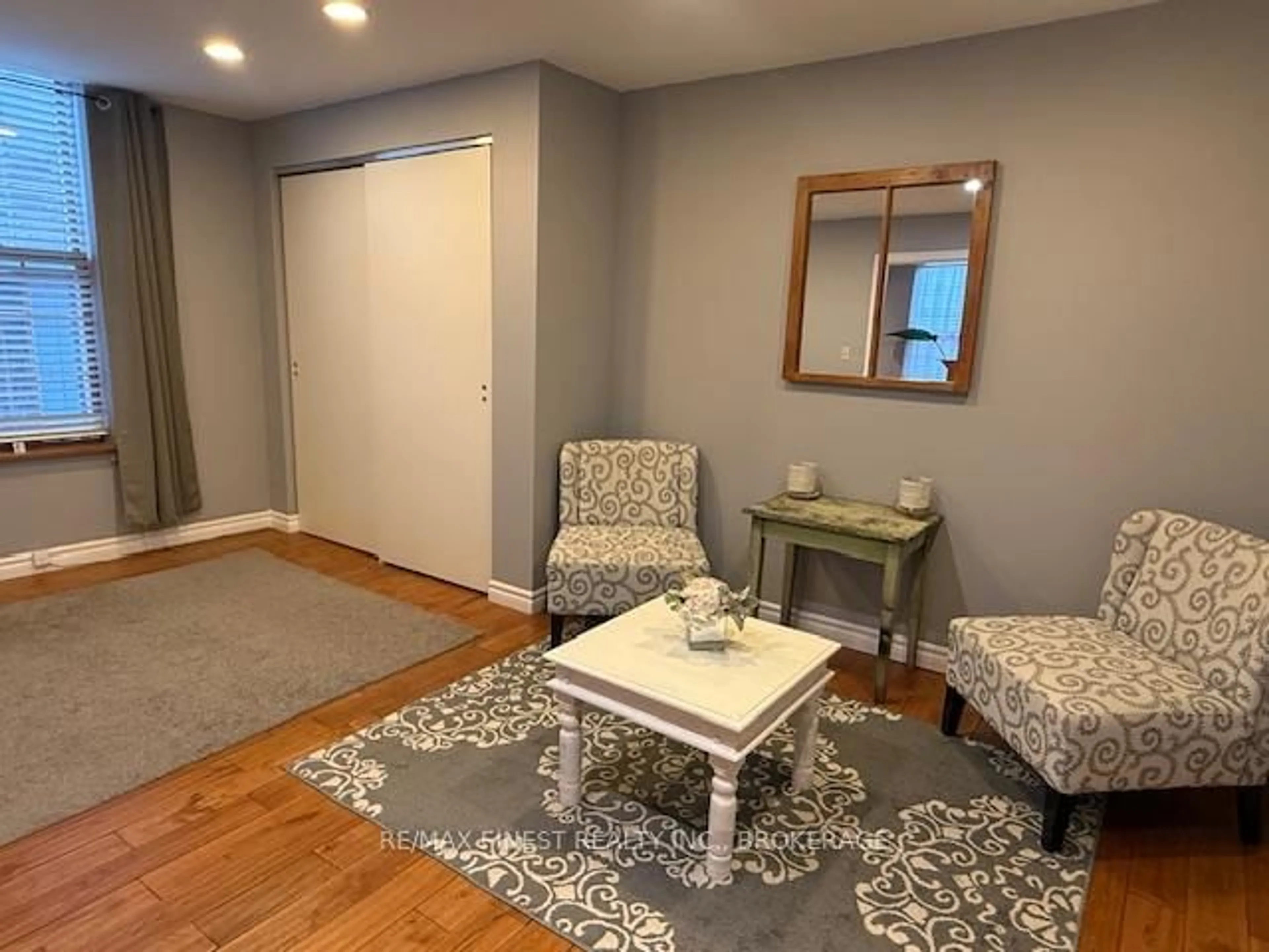 Living room with furniture, unknown for 166 Queen St, Kingston Ontario K7K 1B1