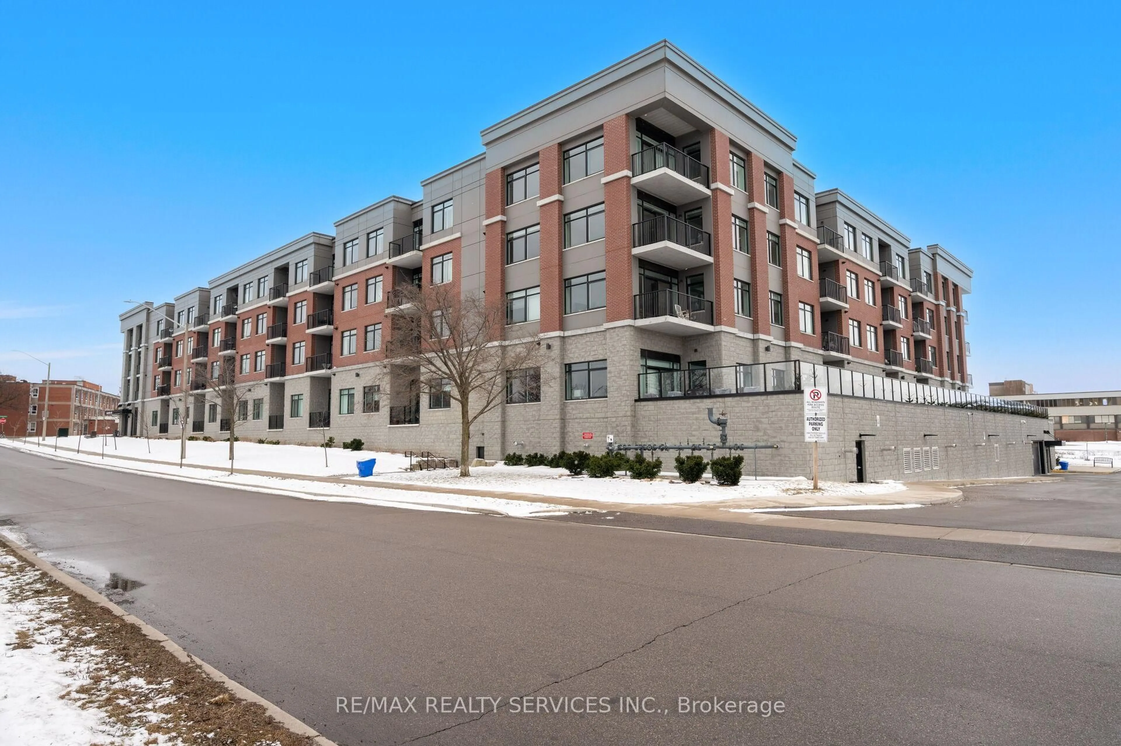 Unknown for 1 Redfern Ave #416, Hamilton Ontario L9C 0E6