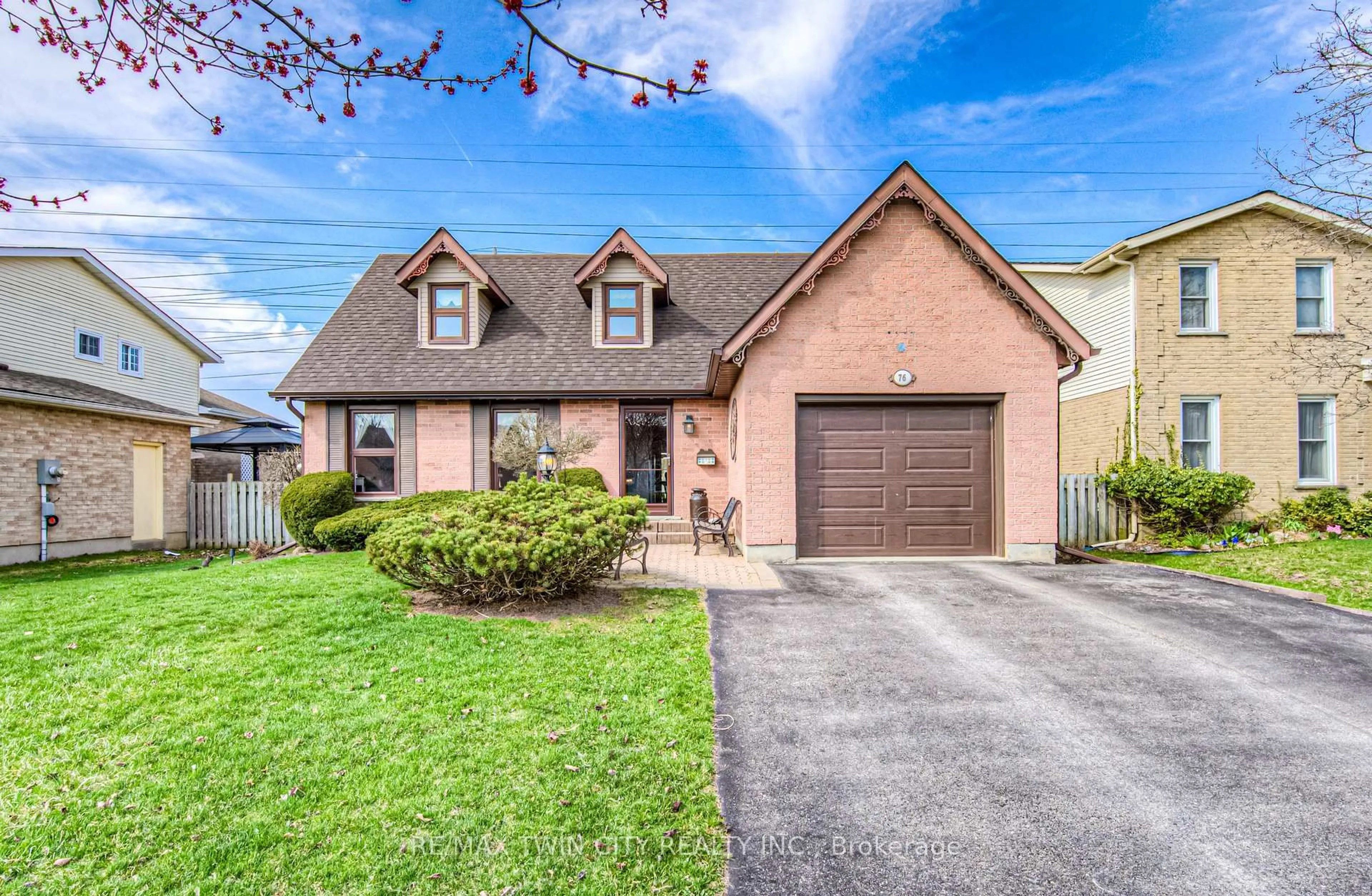 Home with brick exterior material, street for 76 Newbury Dr, Kitchener Ontario N2N 2X6