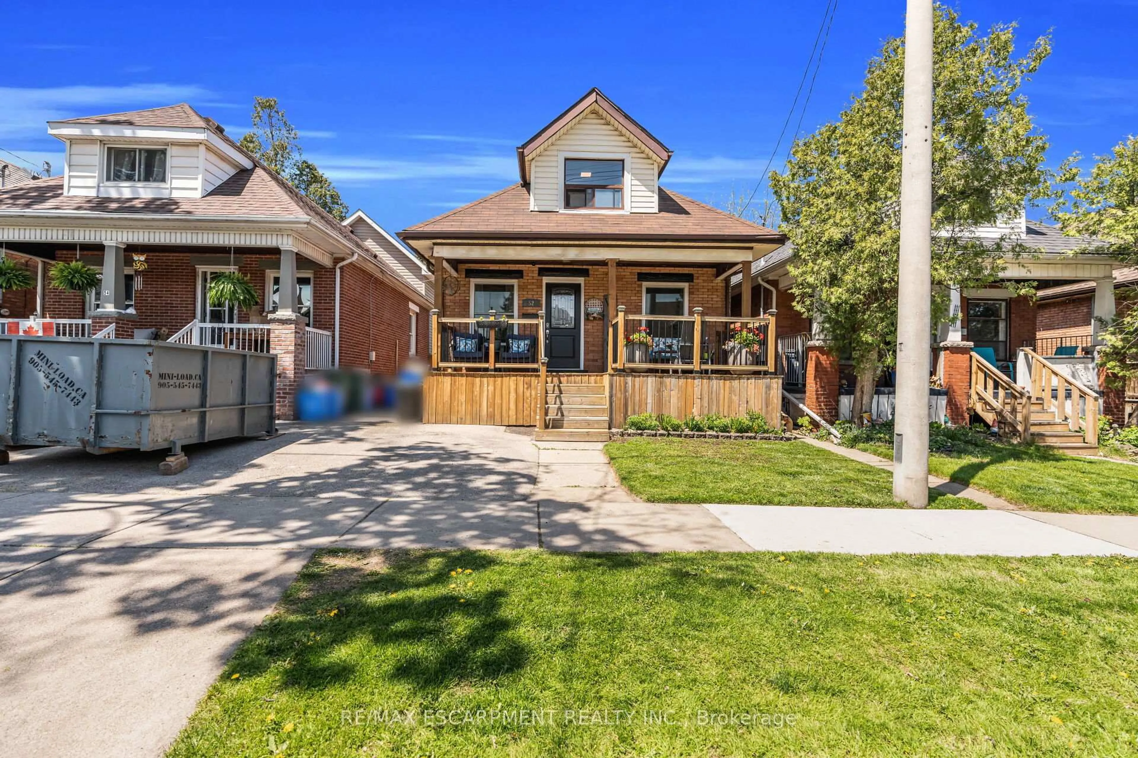 Home with brick exterior material, street for 52 Graham Ave, Hamilton Ontario L8K 2M1