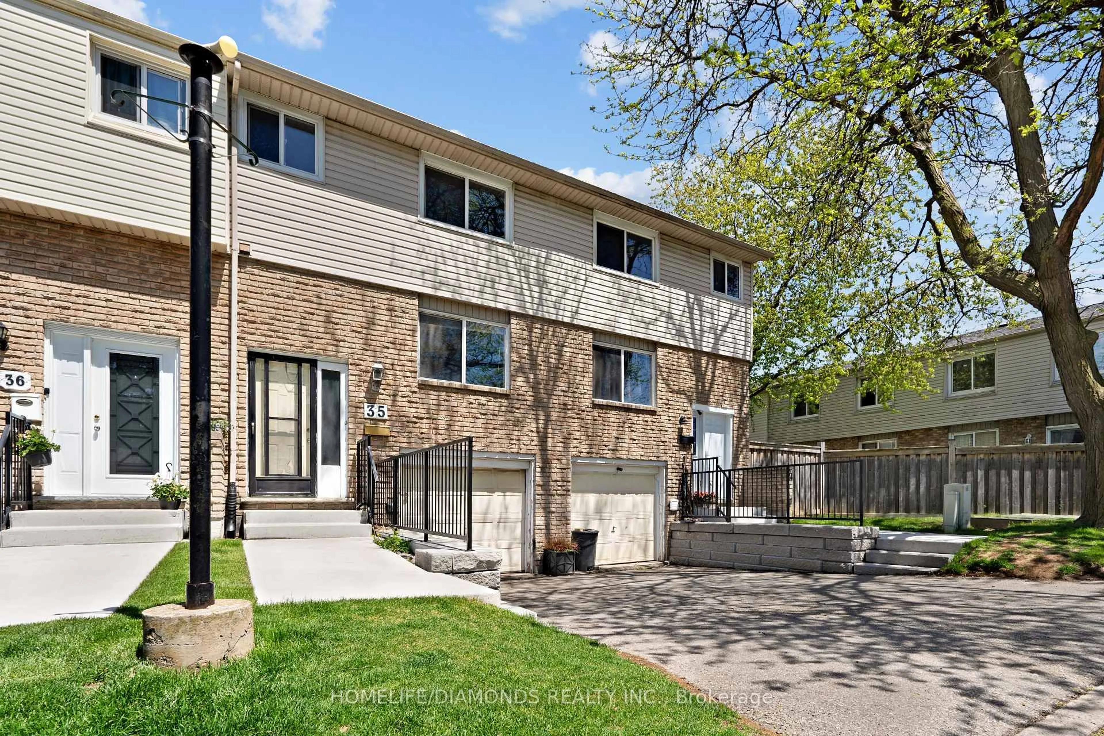 Unknown for 262 KENORA Ave #35, Hamilton Ontario L8E 3Y3