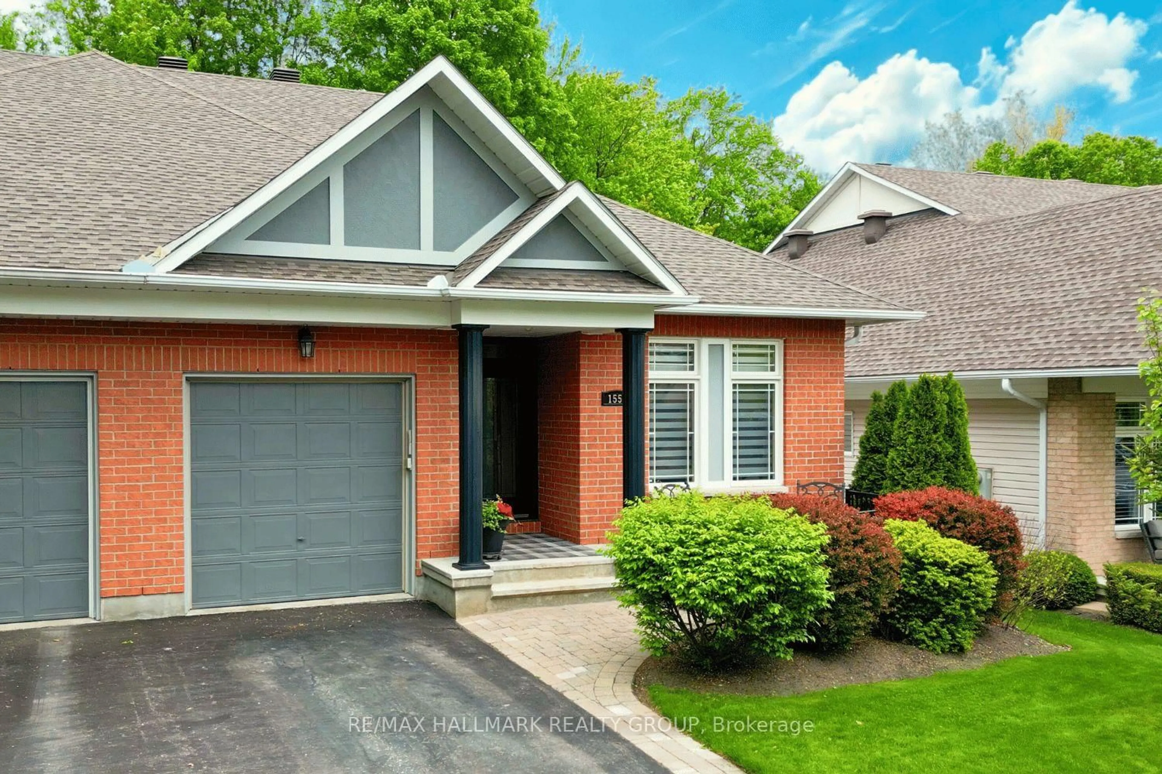 Home with brick exterior material, street for 1551 Henri Lauzon St, Ottawa Ontario K1C 7R9