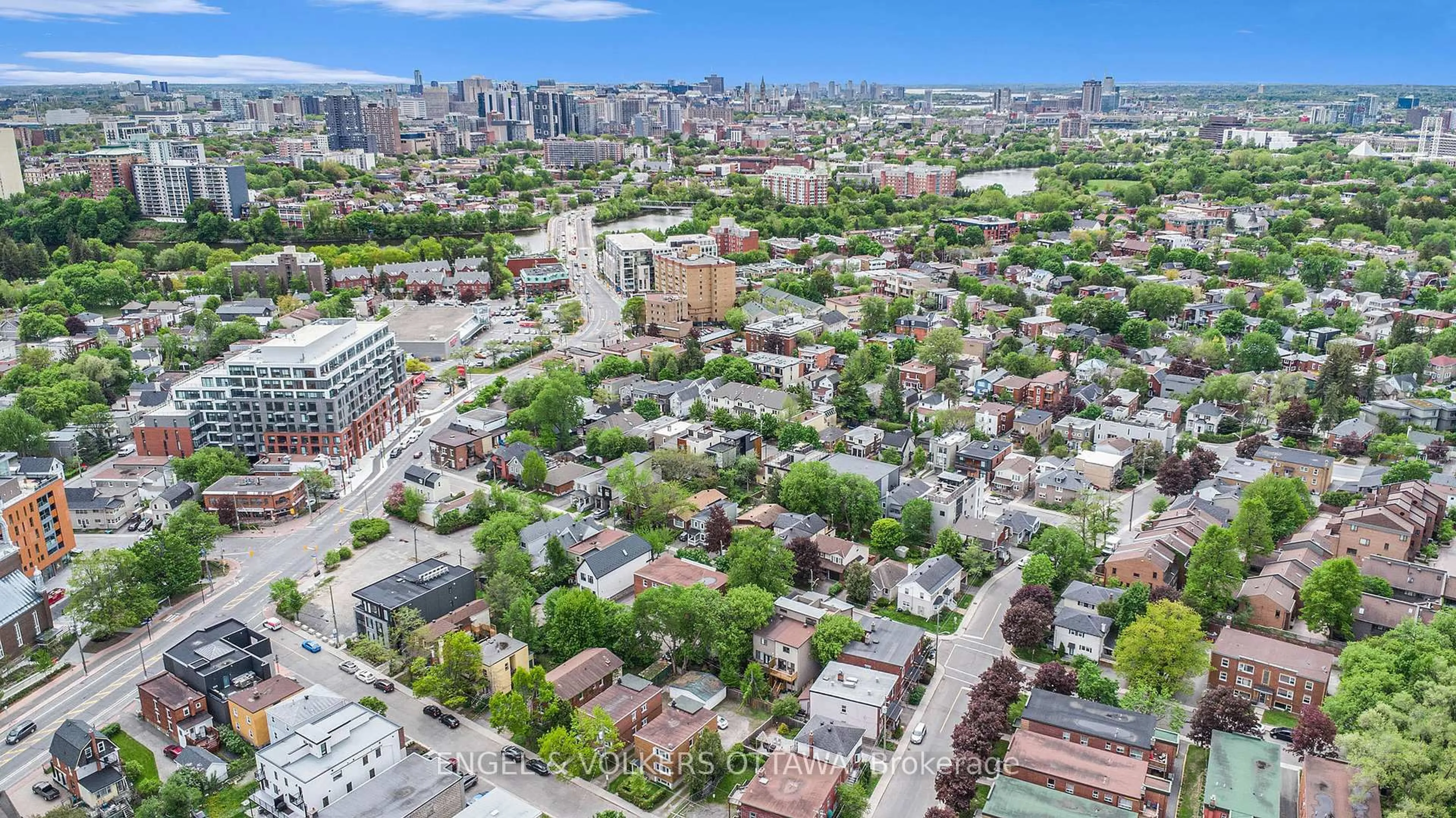 A pic from outside/outdoor area/front of a property/back of a property/a pic from drone, city buildings view from balcony for 72 Putman Ave, Ottawa Ontario K1M 1Z4