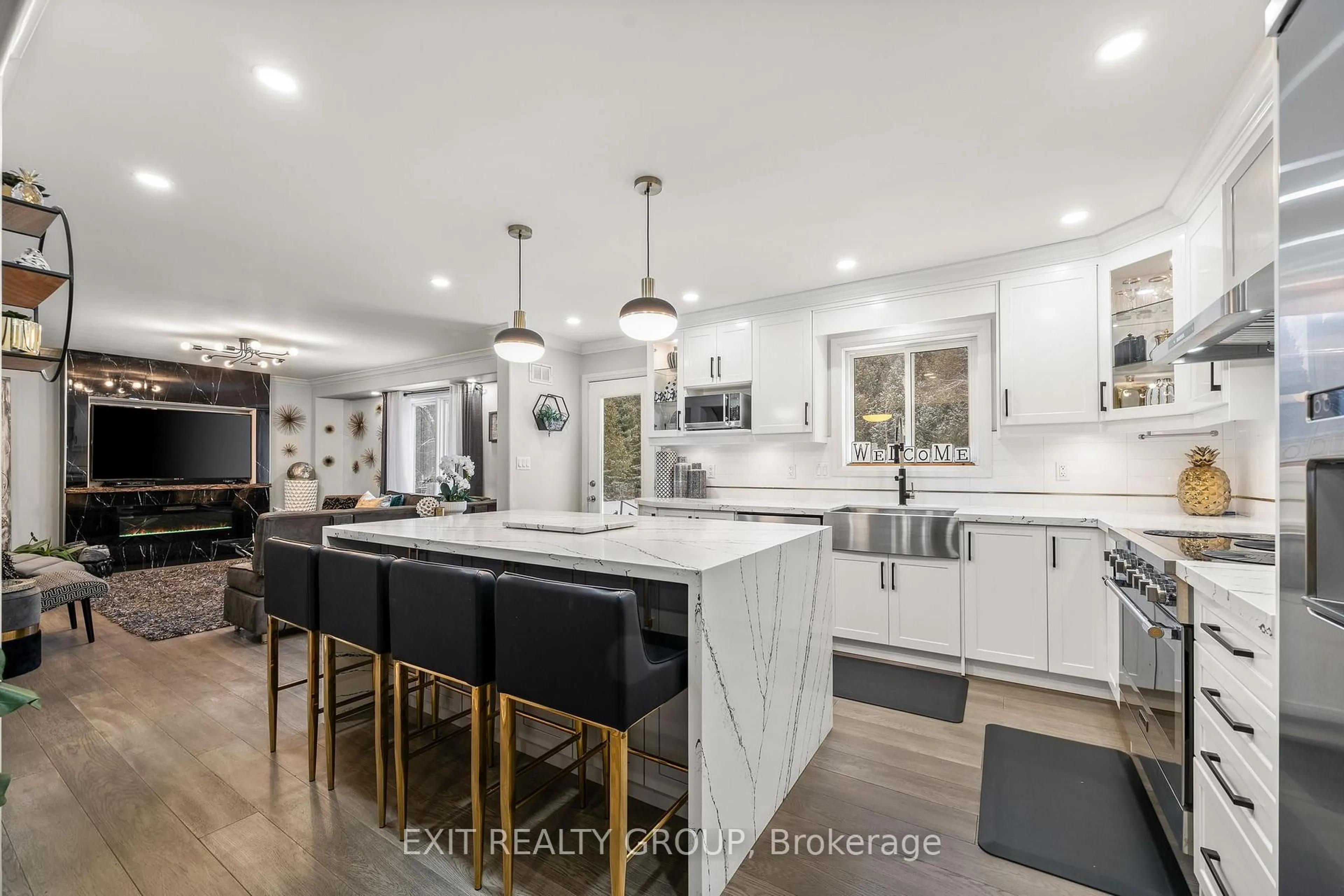 Open concept kitchen, ceramic/tile floor for 81 Bigford Rd, Brighton Ontario K0K 1H0