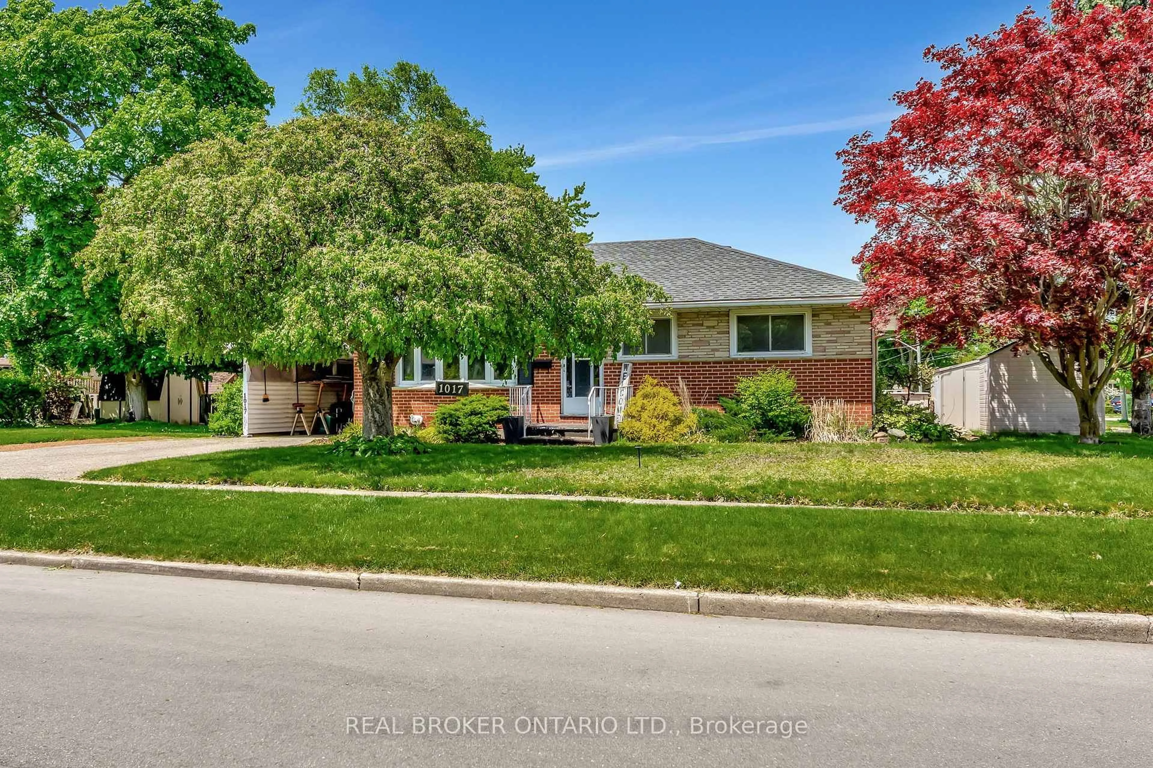 Home with brick exterior material, street for 1017 Braeside St, Woodstock Ontario N4S 4T3