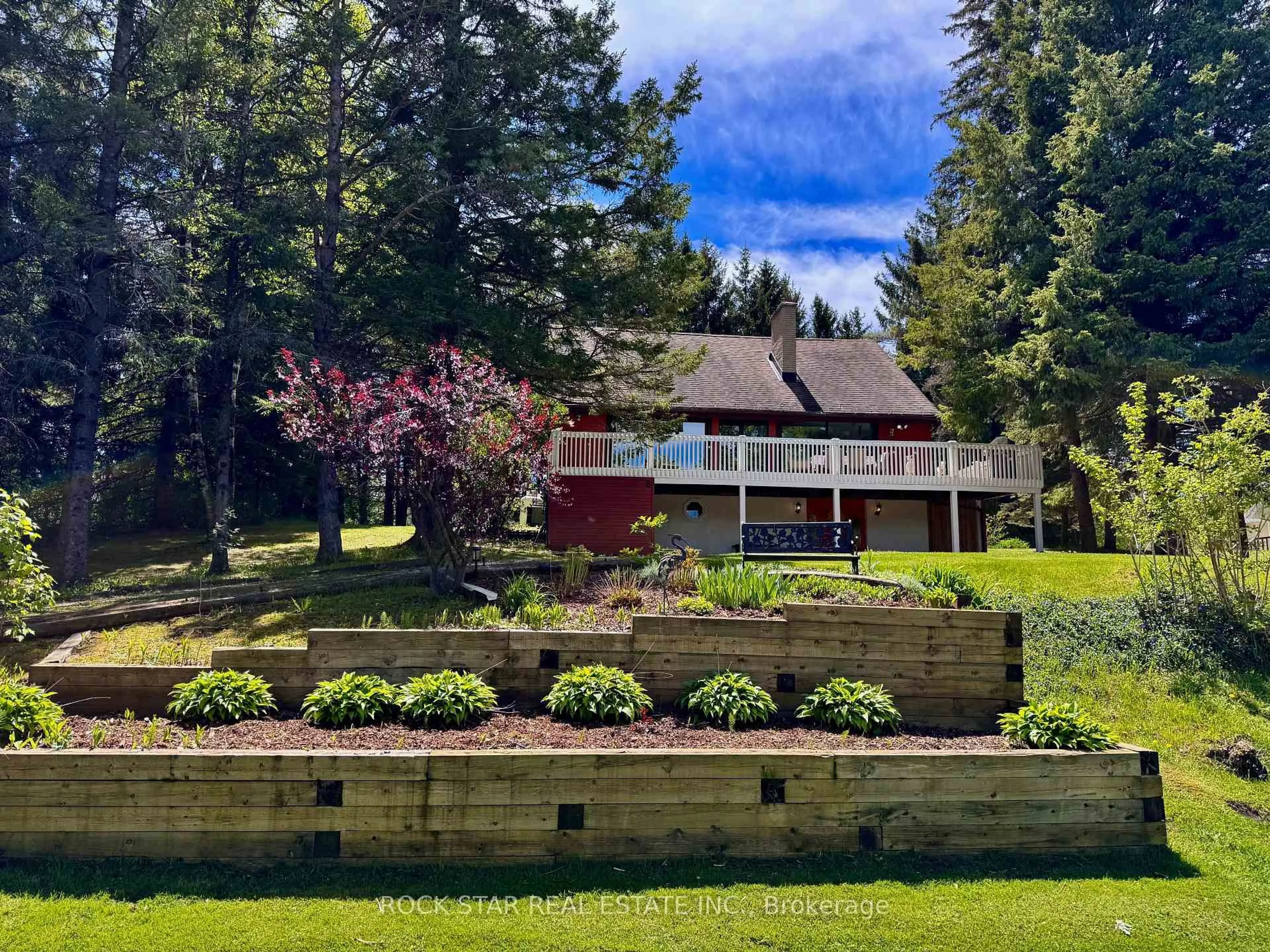 A pic from outside/outdoor area/front of a property/back of a property/a pic from drone, water/lake/river/ocean view for 8 Pine River Cres, Mulmur Ontario L9V 3H2
