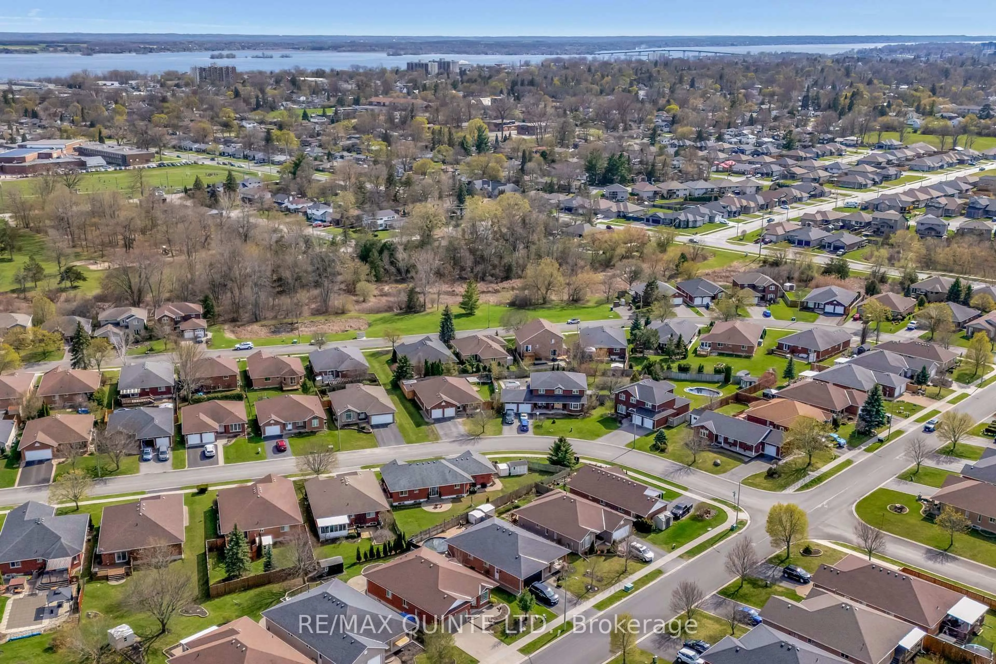 A pic from outside/outdoor area/front of a property/back of a property/a pic from drone, water/lake/river/ocean view for 20 Oak Ridge Blvd, Belleville Ontario K8N 5W1