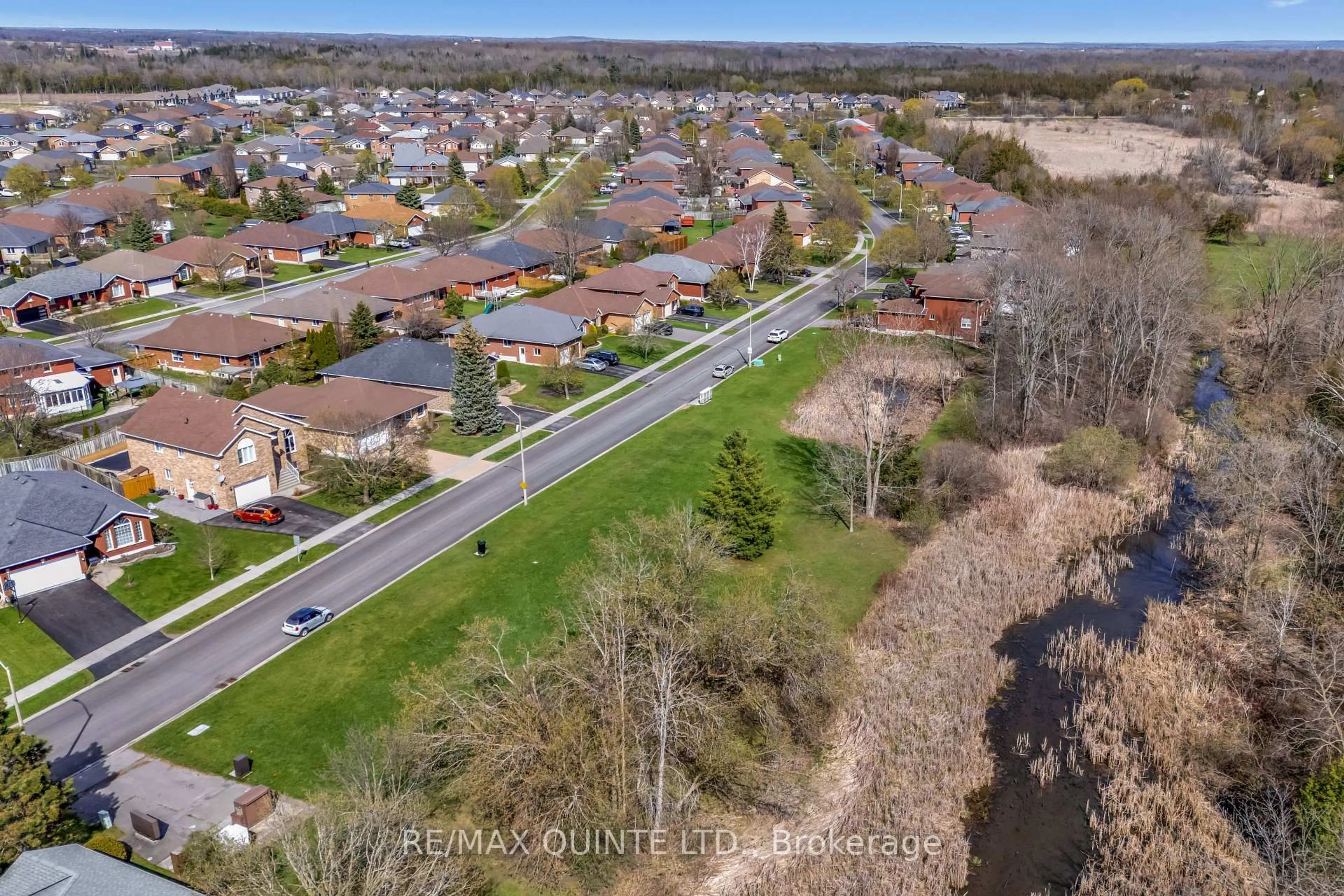 A pic from outside/outdoor area/front of a property/back of a property/a pic from drone, water/lake/river/ocean view for 20 Oak Ridge Blvd, Belleville Ontario K8N 5W1