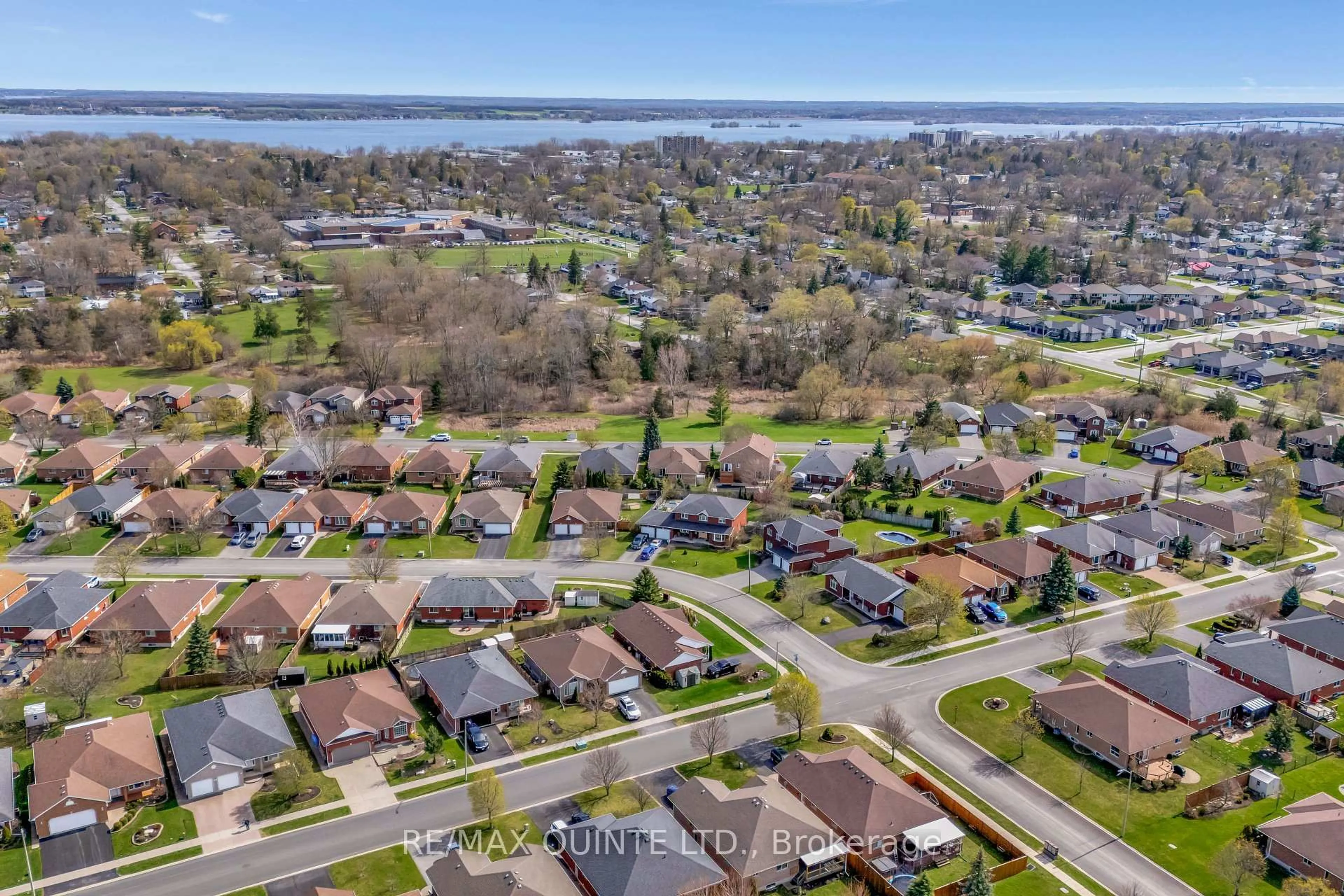 A pic from outside/outdoor area/front of a property/back of a property/a pic from drone, water/lake/river/ocean view for 20 Oak Ridge Blvd, Belleville Ontario K8N 5W1
