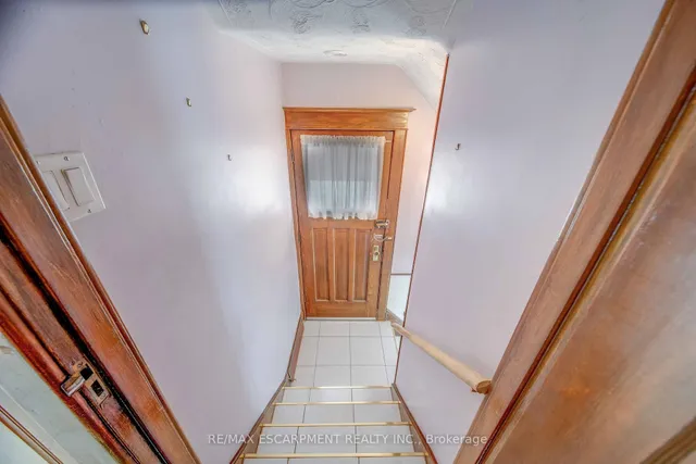 Additional property image - 101 Houghton Ave