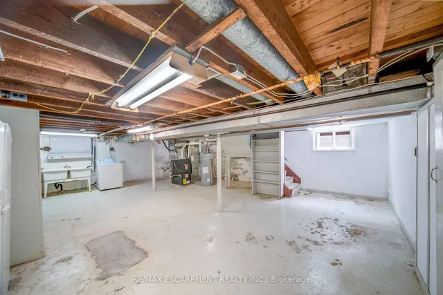 Additional property image - 101 Houghton Ave