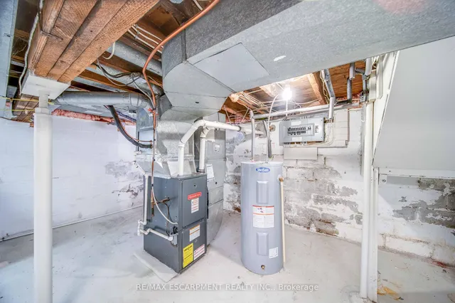 Additional property image - 101 Houghton Ave