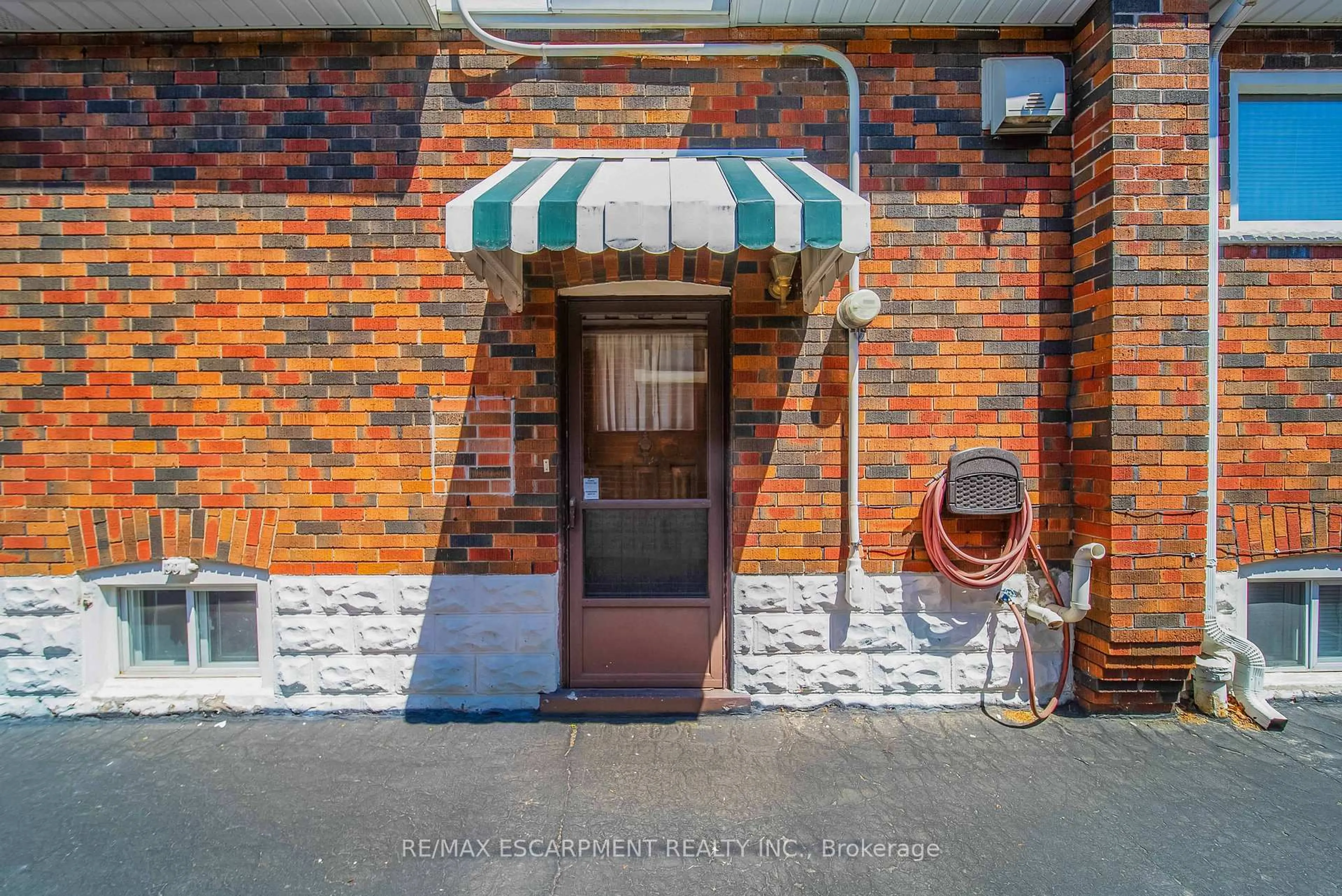 Unknown for 101 Houghton Ave, Hamilton Ontario L8K 2M9