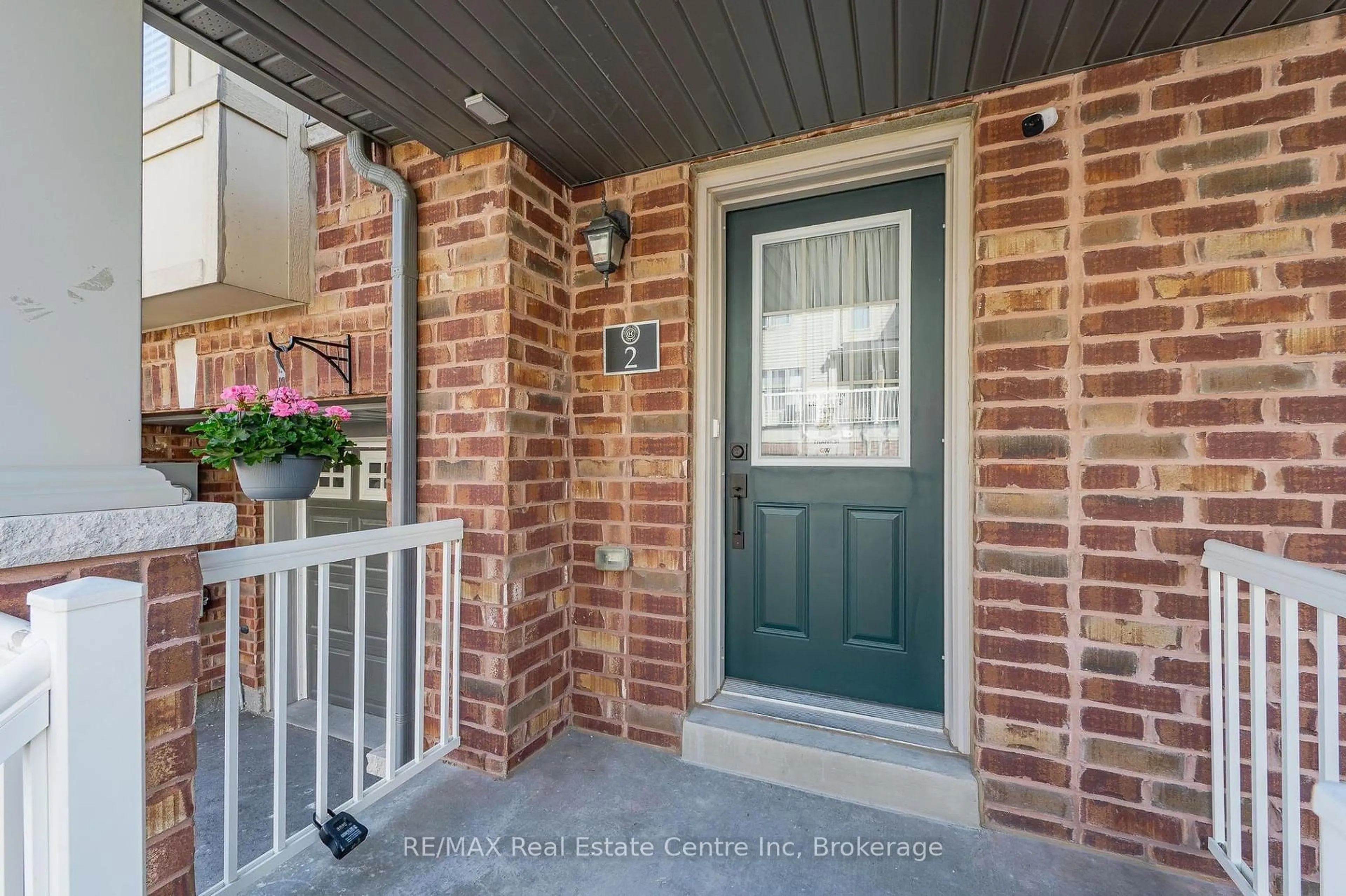 Unknown for 395 Linden Dr #2, Cambridge Ontario N3H 0C8
