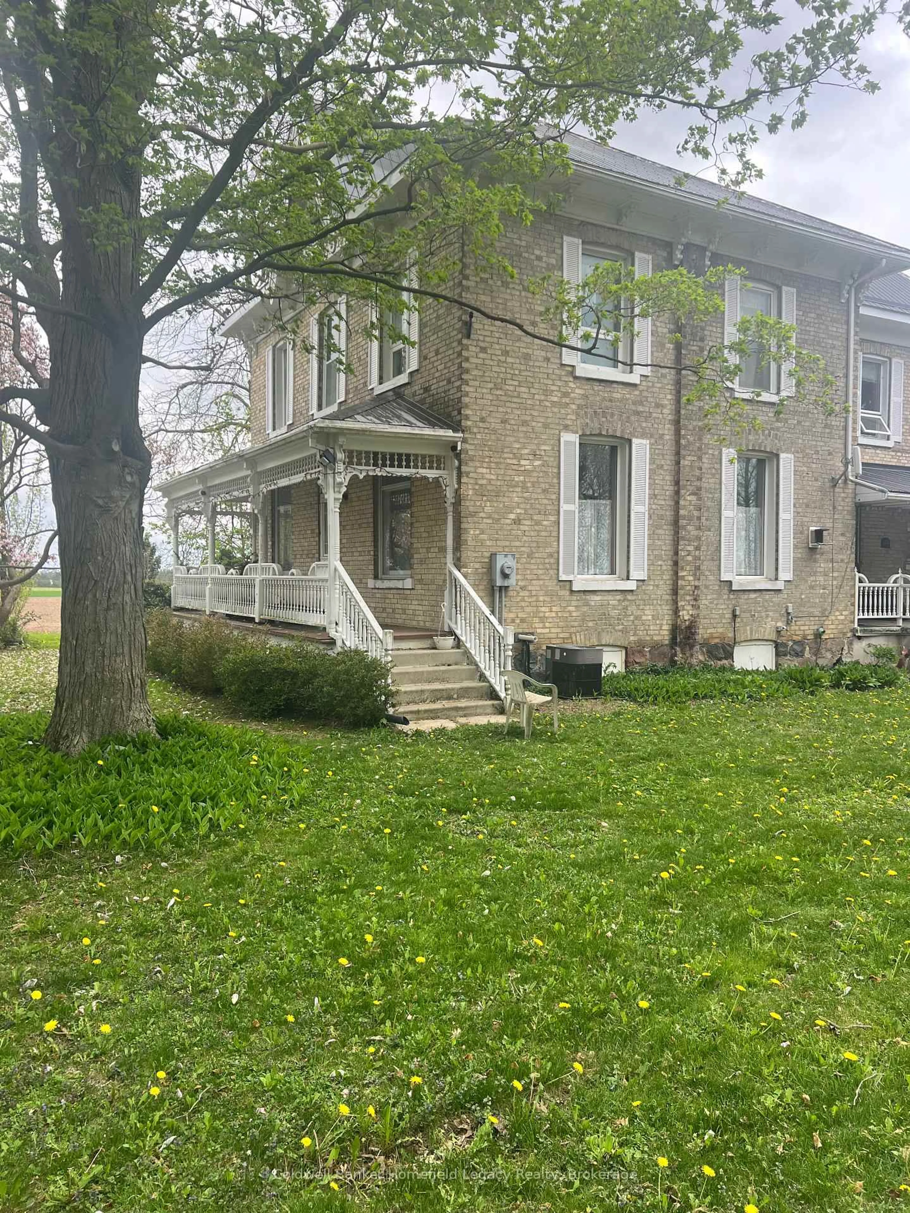 A pic from outside/outdoor area/front of a property/back of a property/a pic from drone, building for 6975 Line 21 Line, West Perth Ontario N0K 1Y0