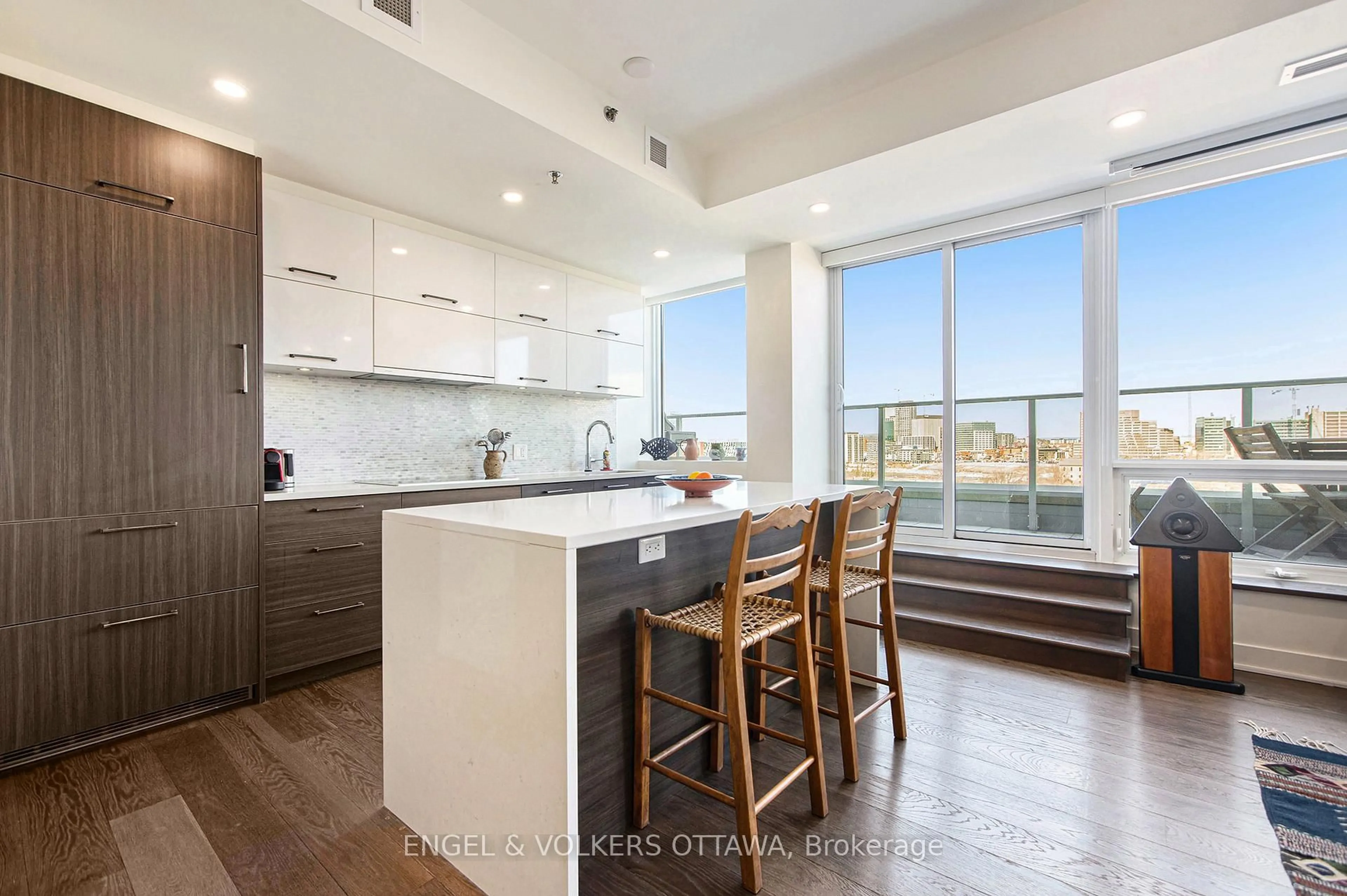 Open concept kitchen, unknown for 428 Sparks St #305, Ottawa Ontario K1R 0B3
