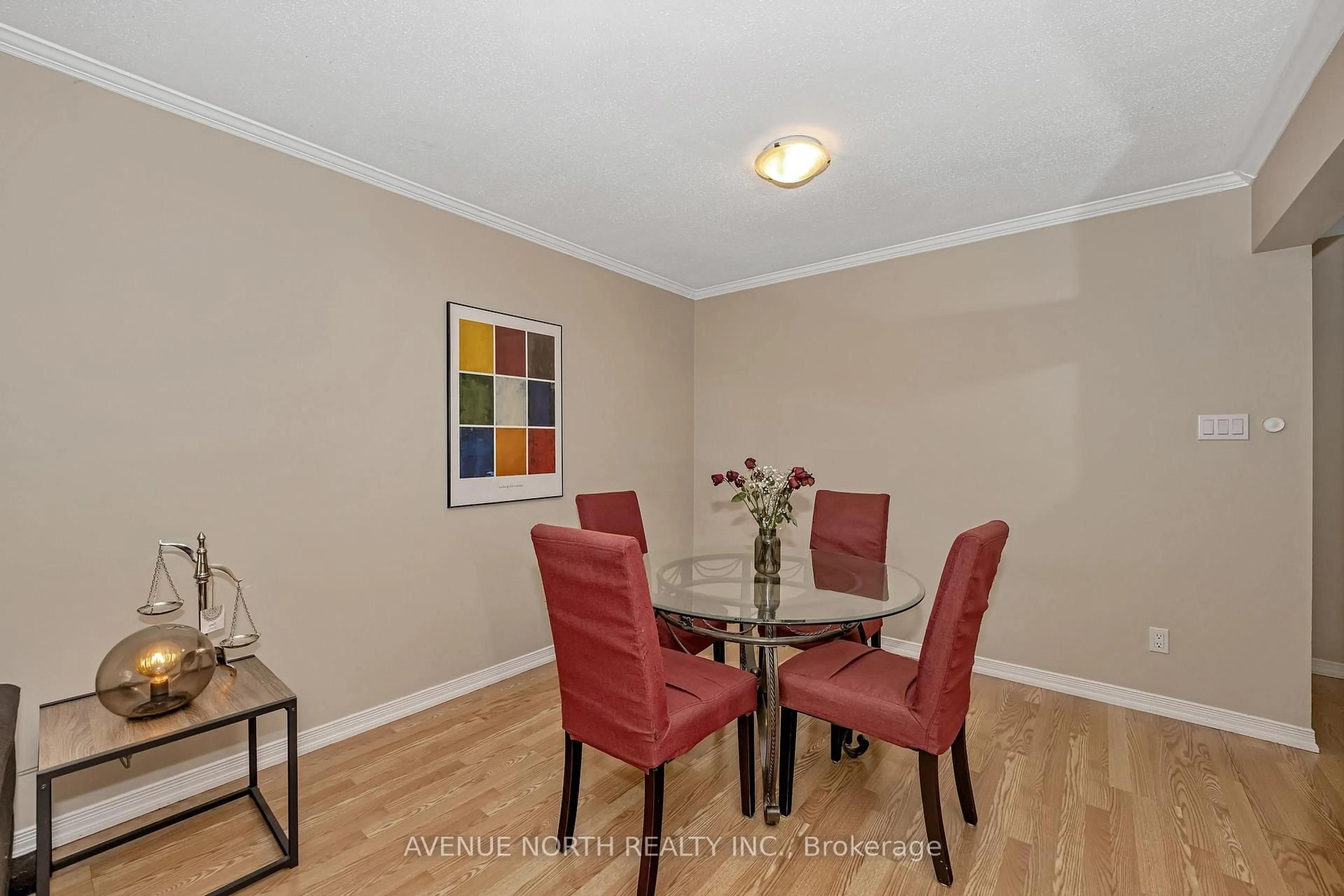 Dining room, unknown for 120 Markland Cres, Ottawa Ontario K2G 5Z7