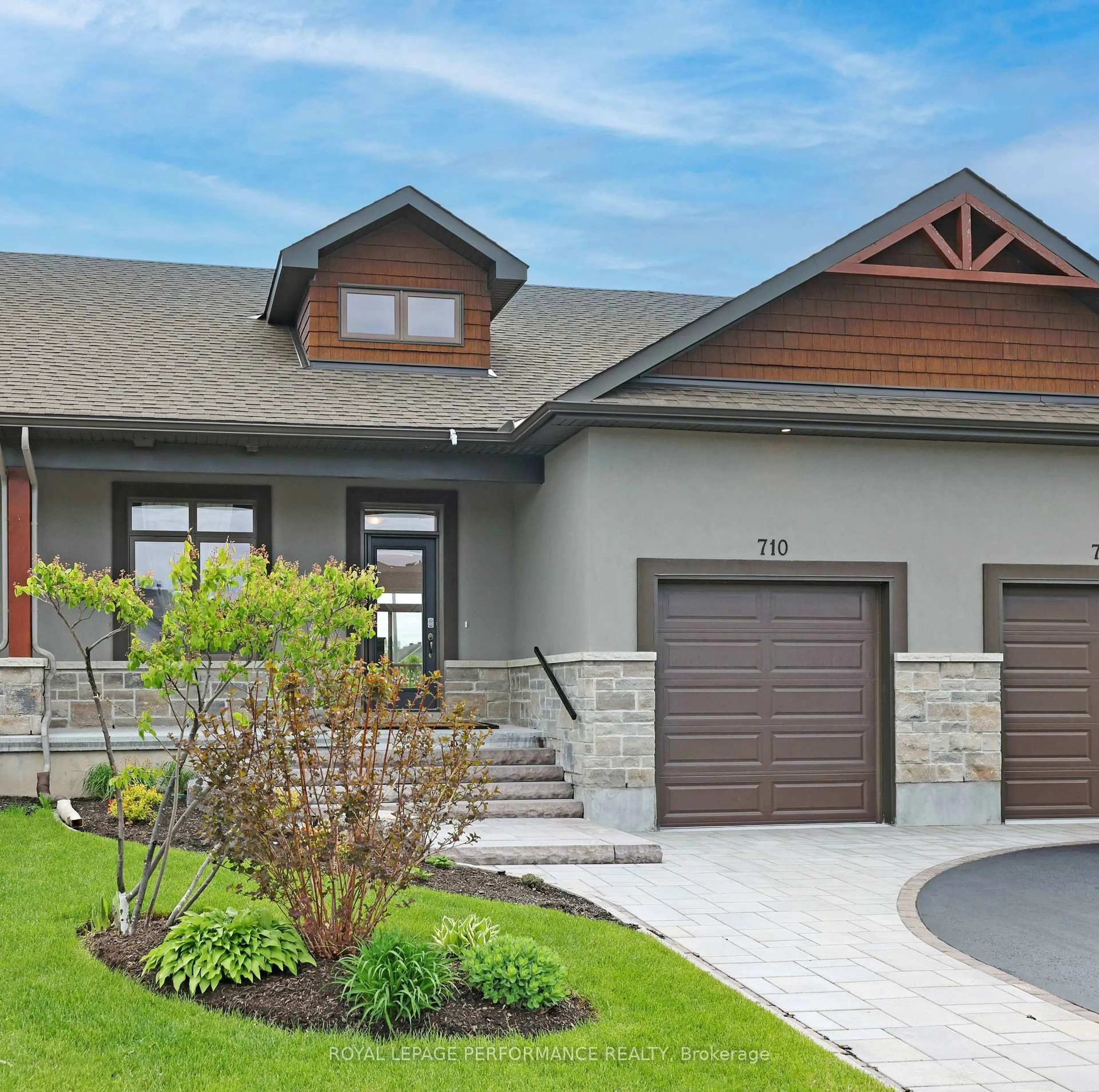 Home with vinyl exterior material, street for 710 Maurice Stead St, Almonte Ontario K0A 1A0