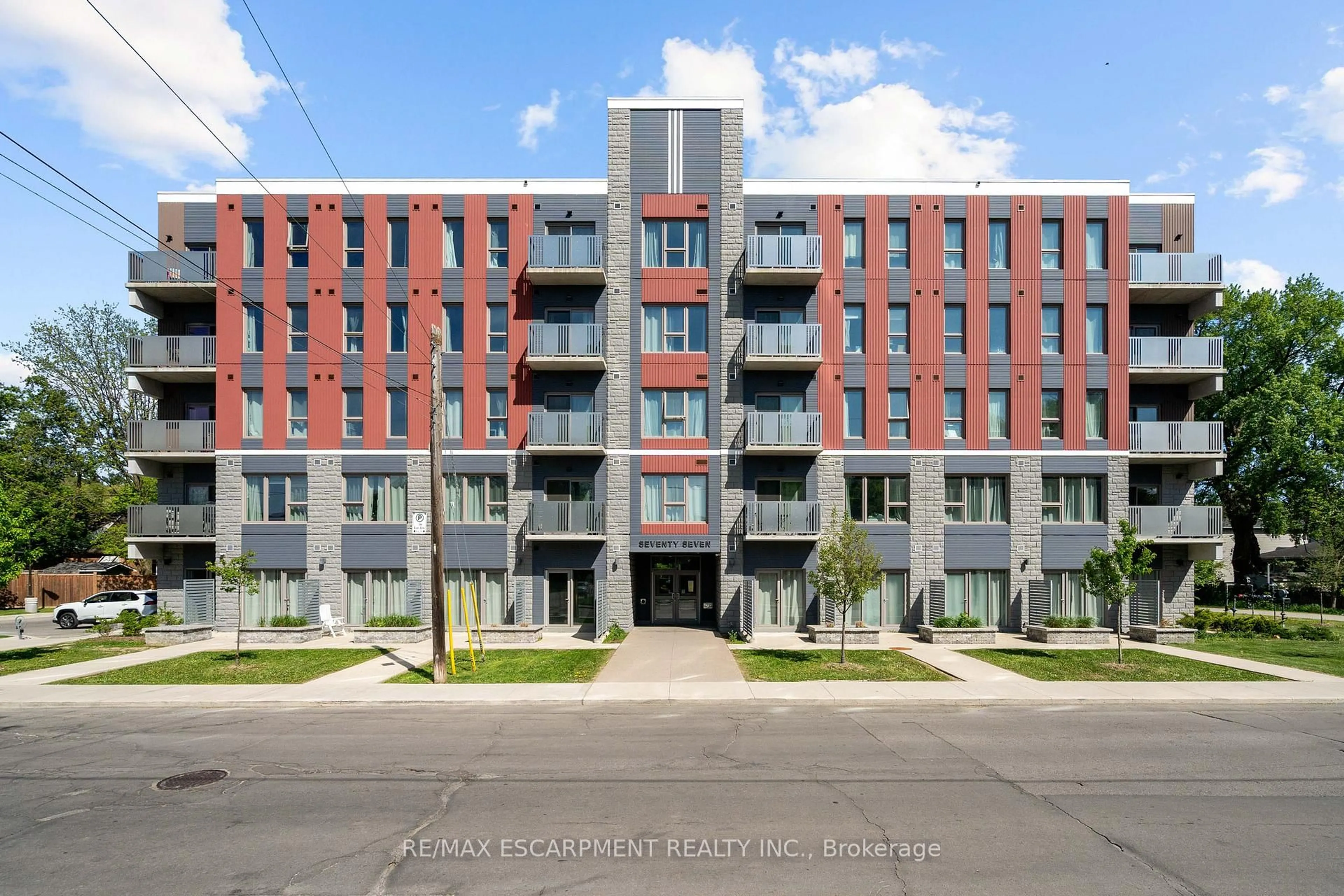 Unknown for 77 LELAND St #422, Hamilton Ontario L8S 3A1