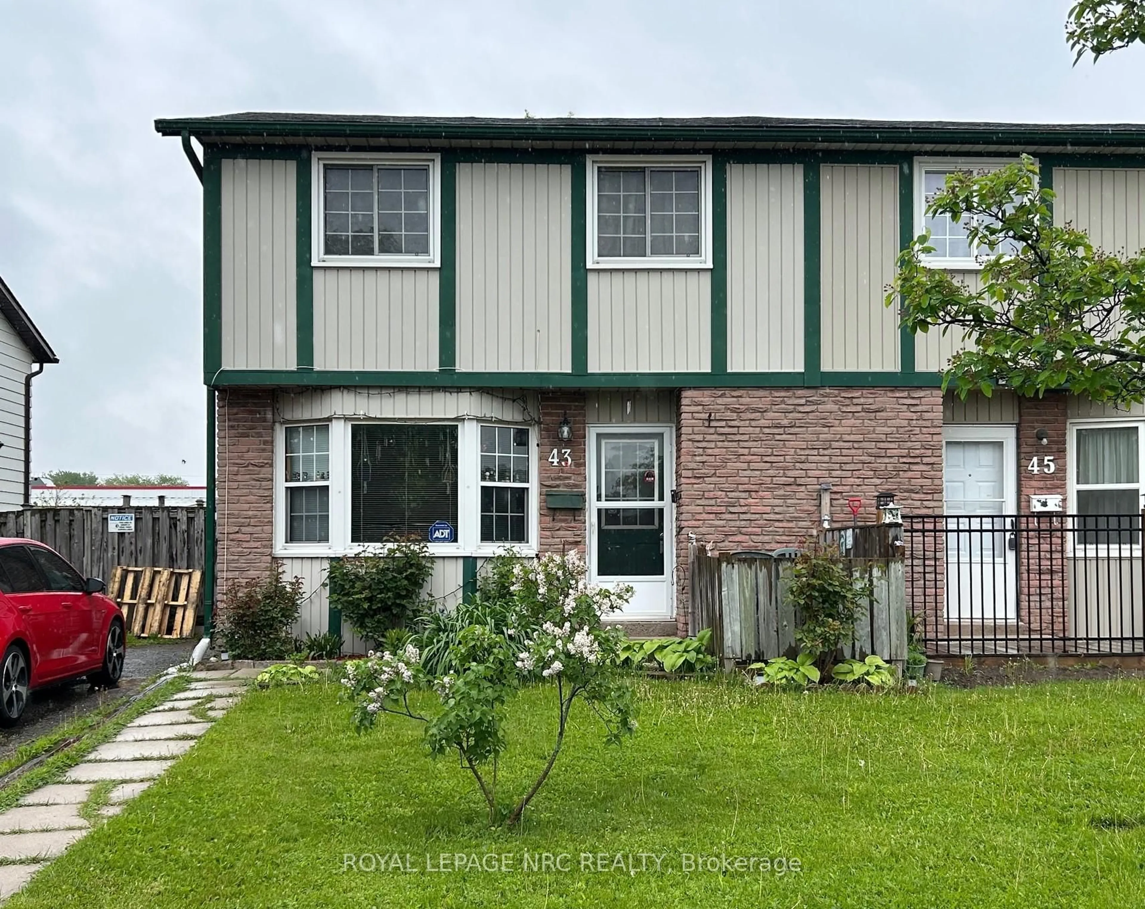 Unknown for 43 Canterbury Dr, St. Catharines Ontario L2P 3M6