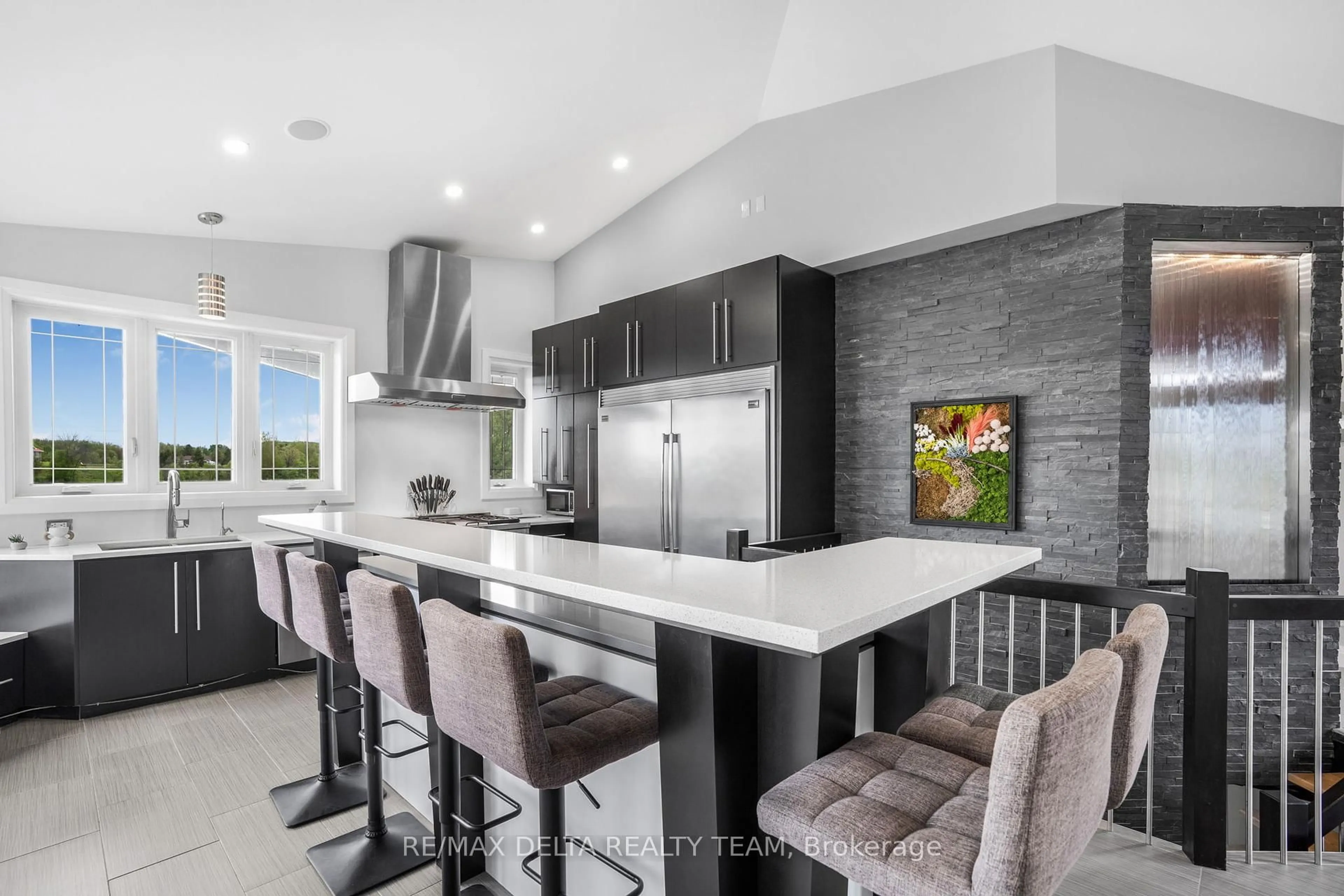 Contemporary kitchen, ceramic/tile floor for 2273 Principal St, Alfred and Plantagenet Ontario K0A 3K0