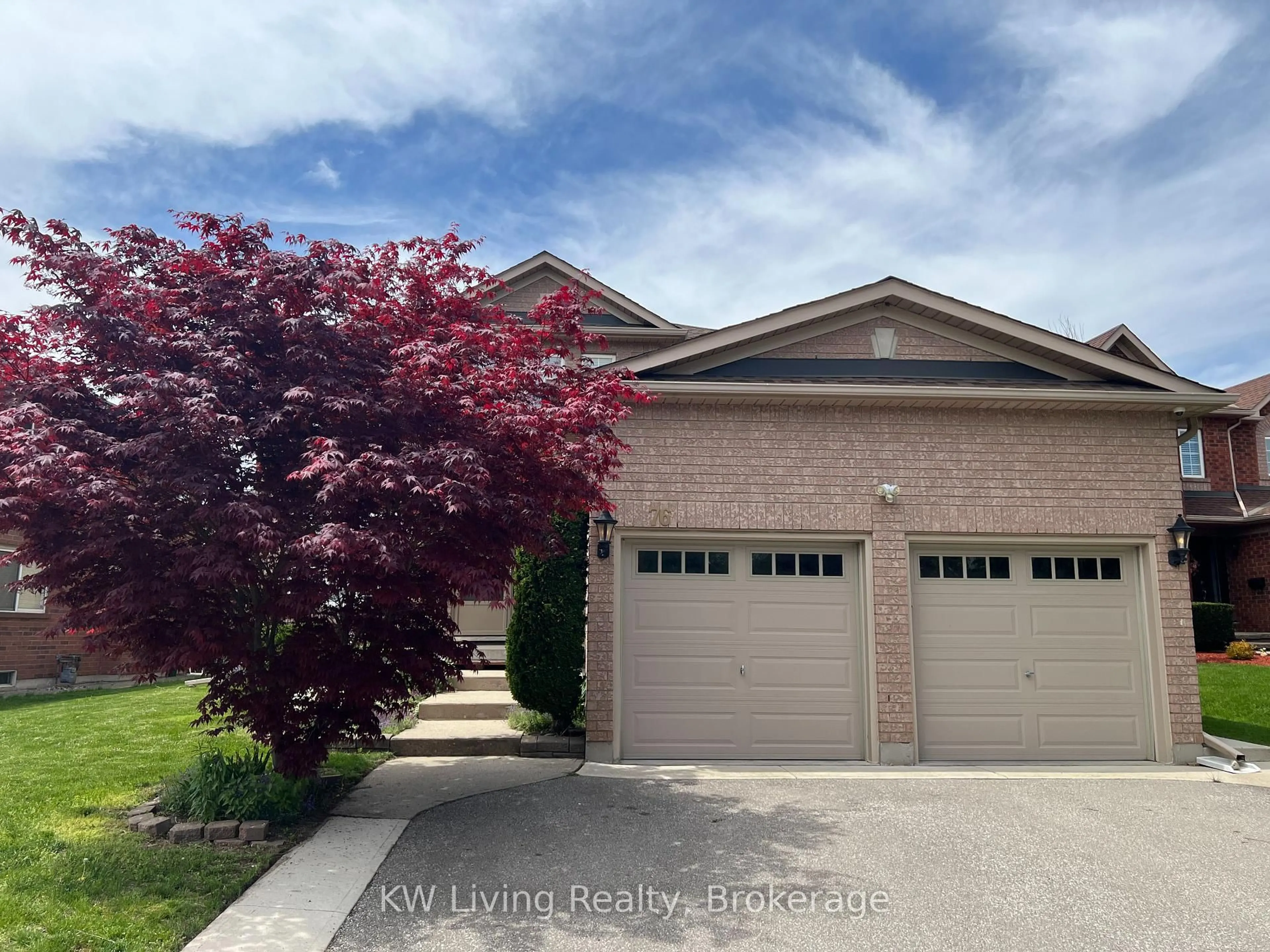 Home with brick exterior material, street for 76 Spooner Cres, Cambridge Ontario N1T 1Y1