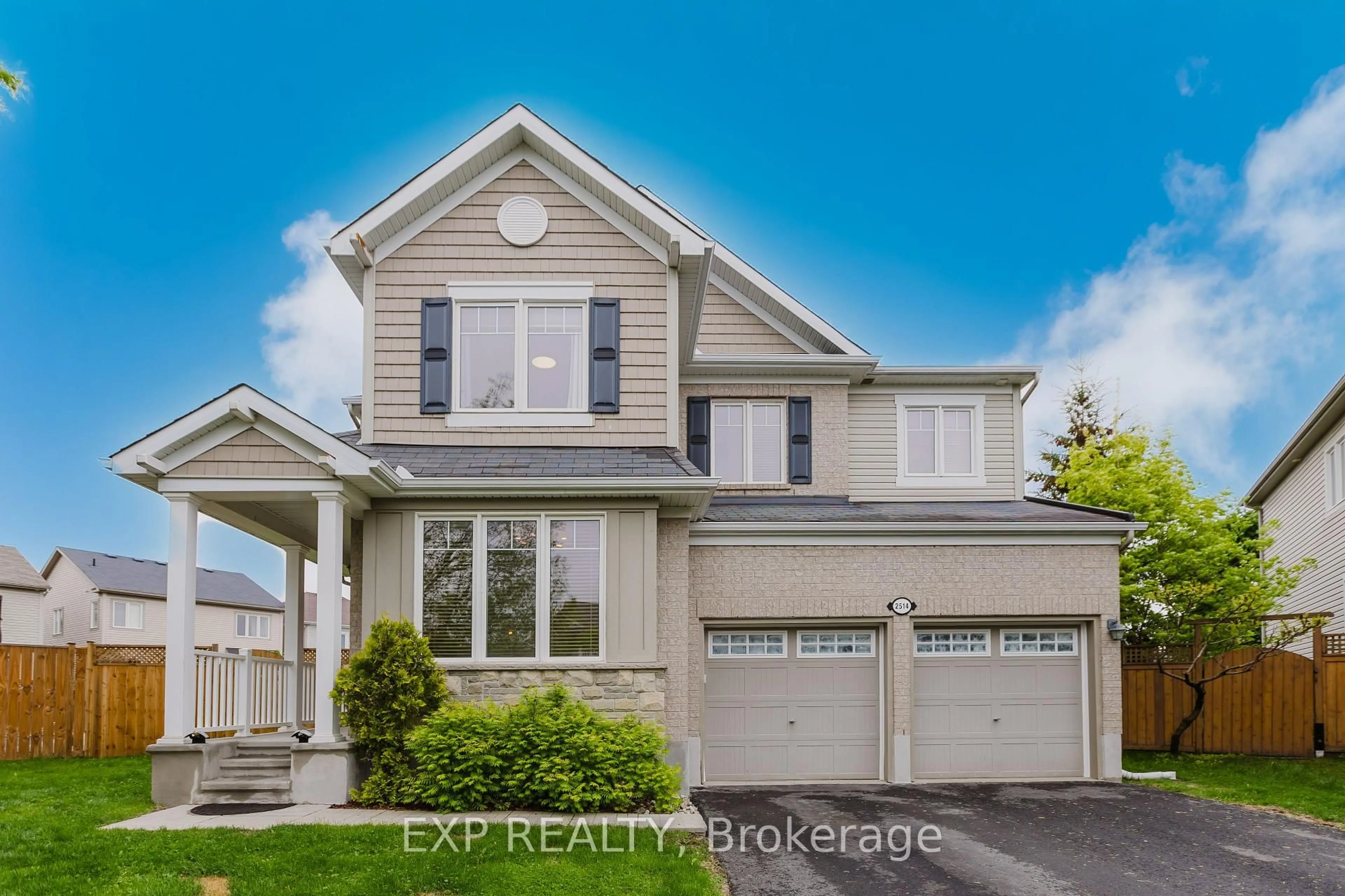 Home with vinyl exterior material, street for 2514 STONE COVE Cres, Ottawa Ontario K2J 0T3