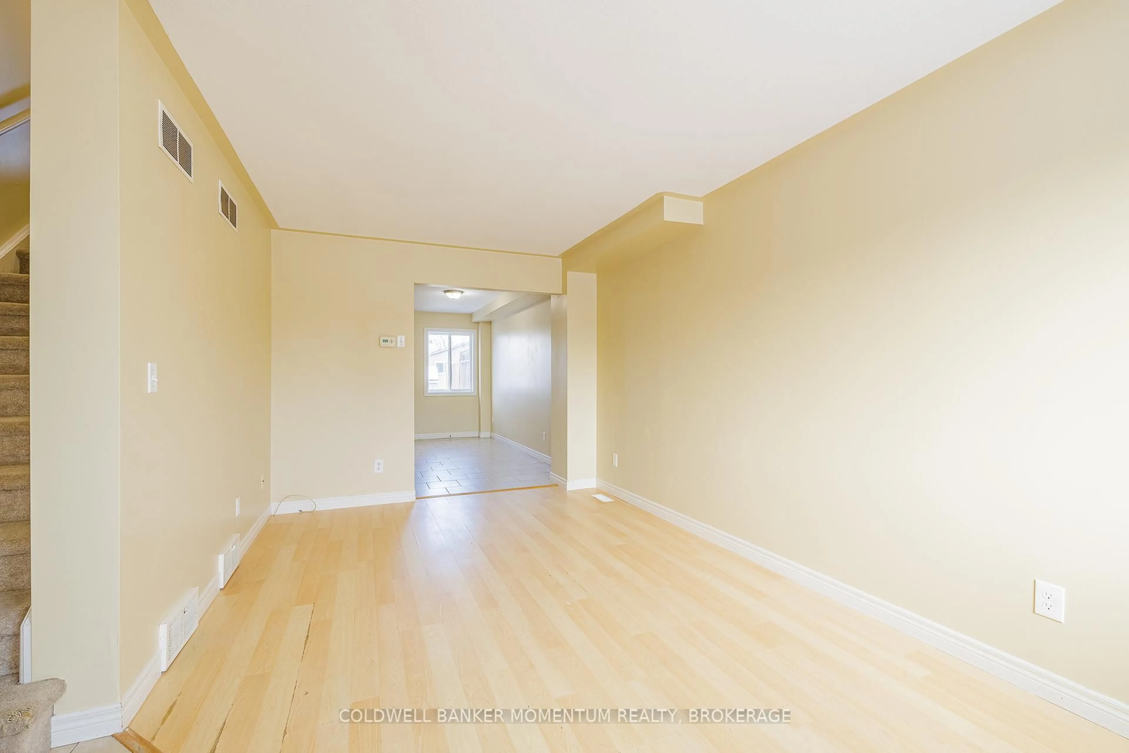 Unknown for 40 Saturn Rd, Port Colborne Ontario L3K 6E1