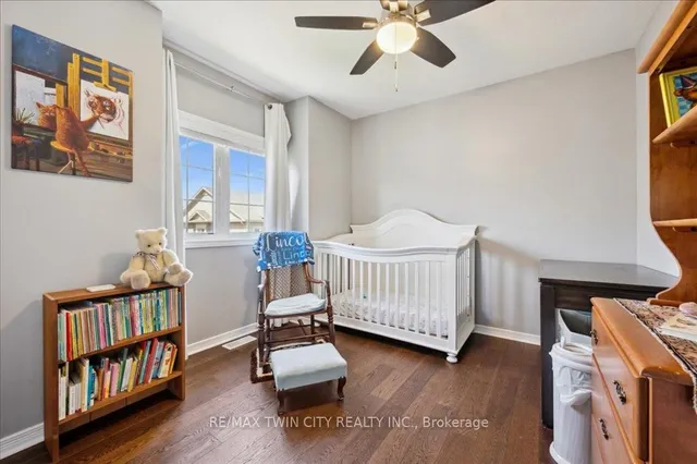 Additional property image - 6 Upper Mercer St Unit F27
