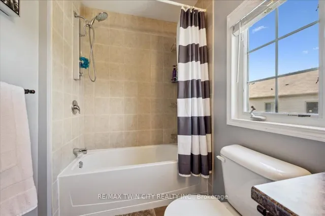 Additional property image - 6 Upper Mercer St Unit F27