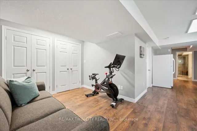 Additional property image - 6 Upper Mercer St Unit F27