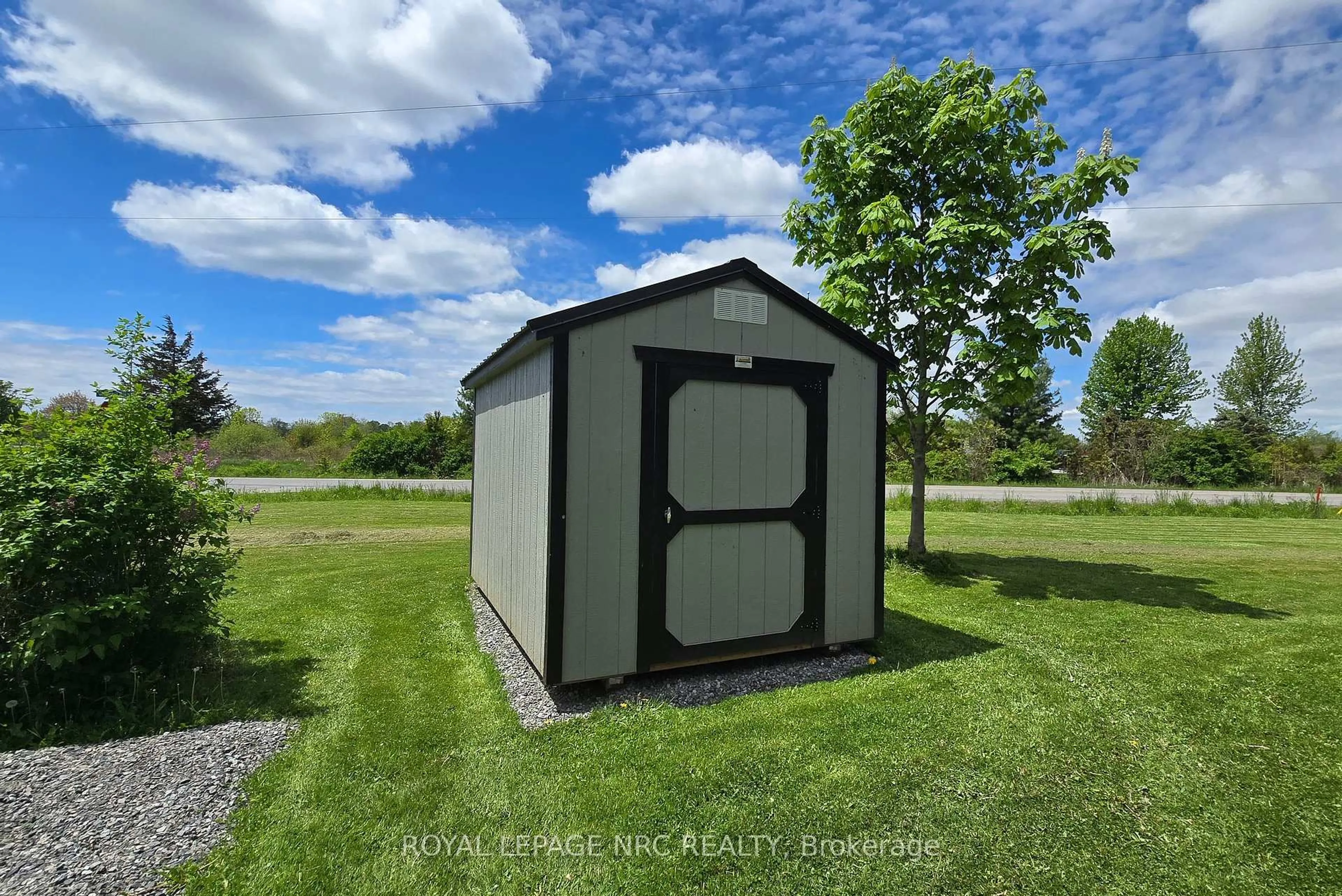 Shed for 11170 Churchill Ave, Wainfleet Ontario L3K 5V4