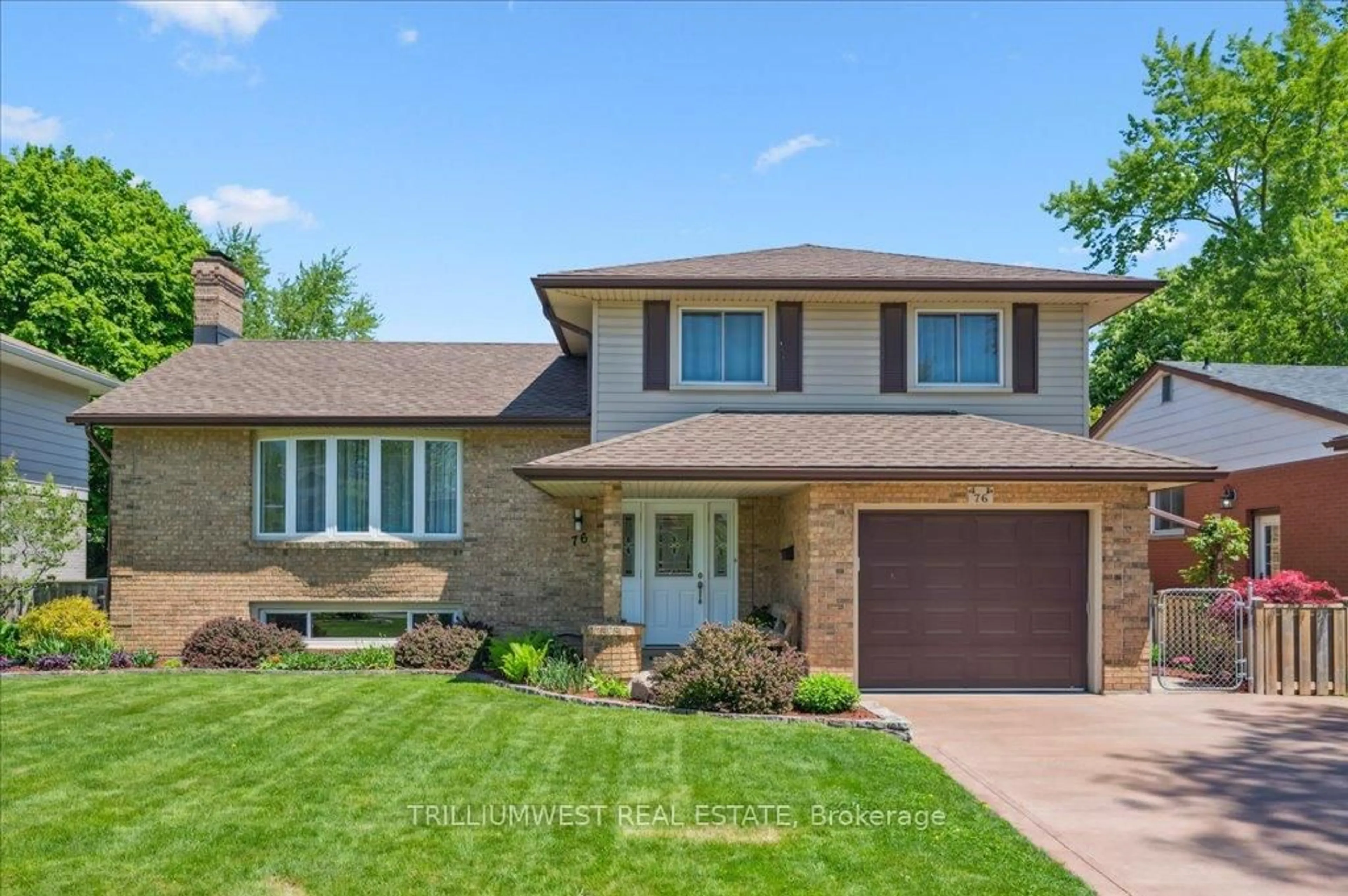Home with brick exterior material, street for 76 Lower Canada Cres, Kitchener Ontario N2P 1E8
