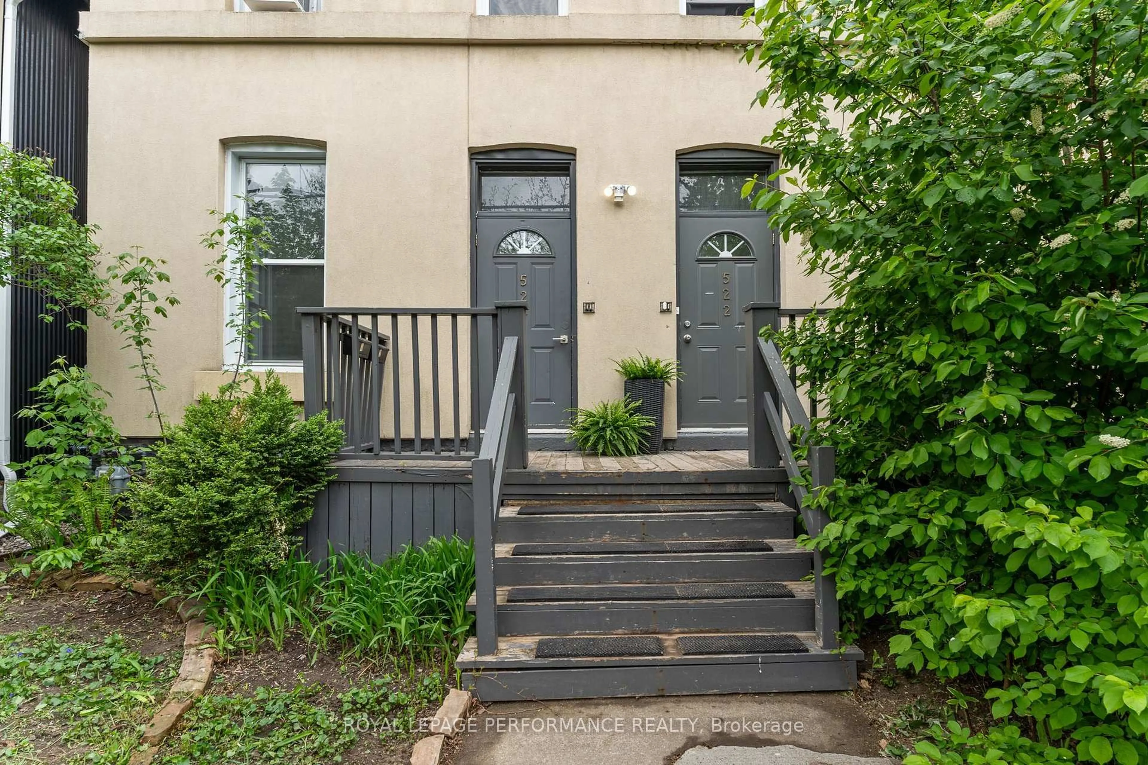 Unknown for 522/524 Bay St, Ottawa Ontario K1R 6B5