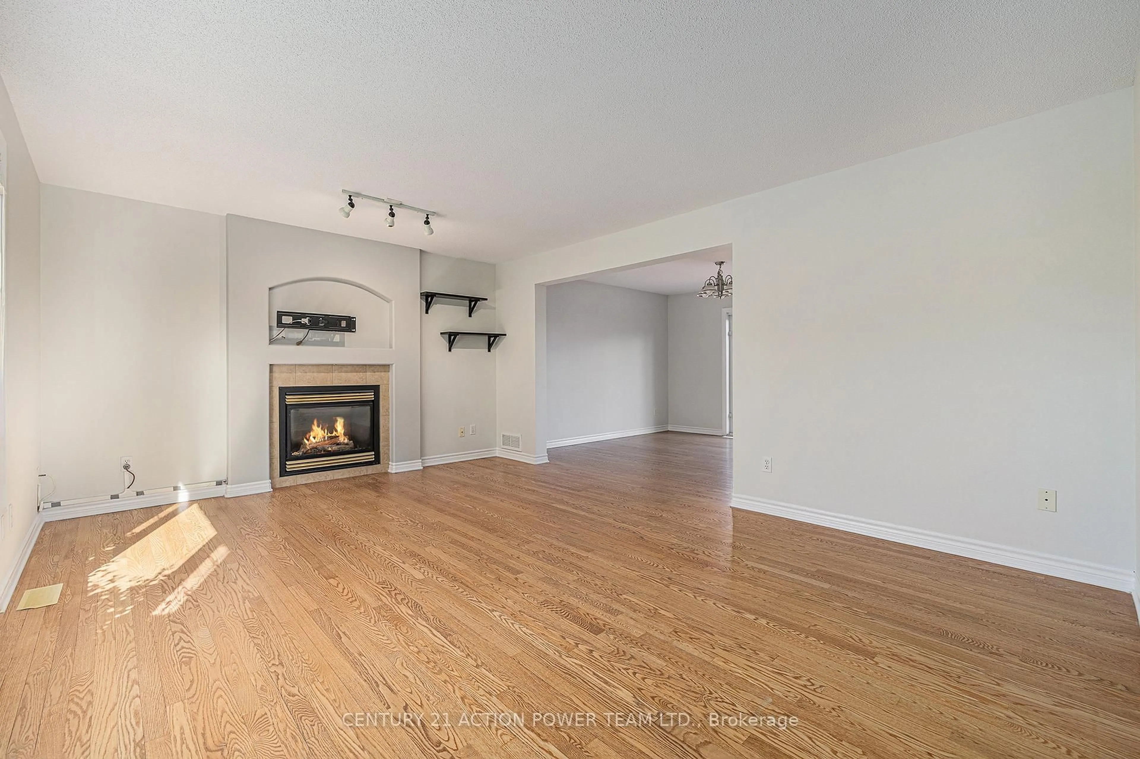 Unknown for 248 Centenaire St, Russell Ontario K0A 1W0