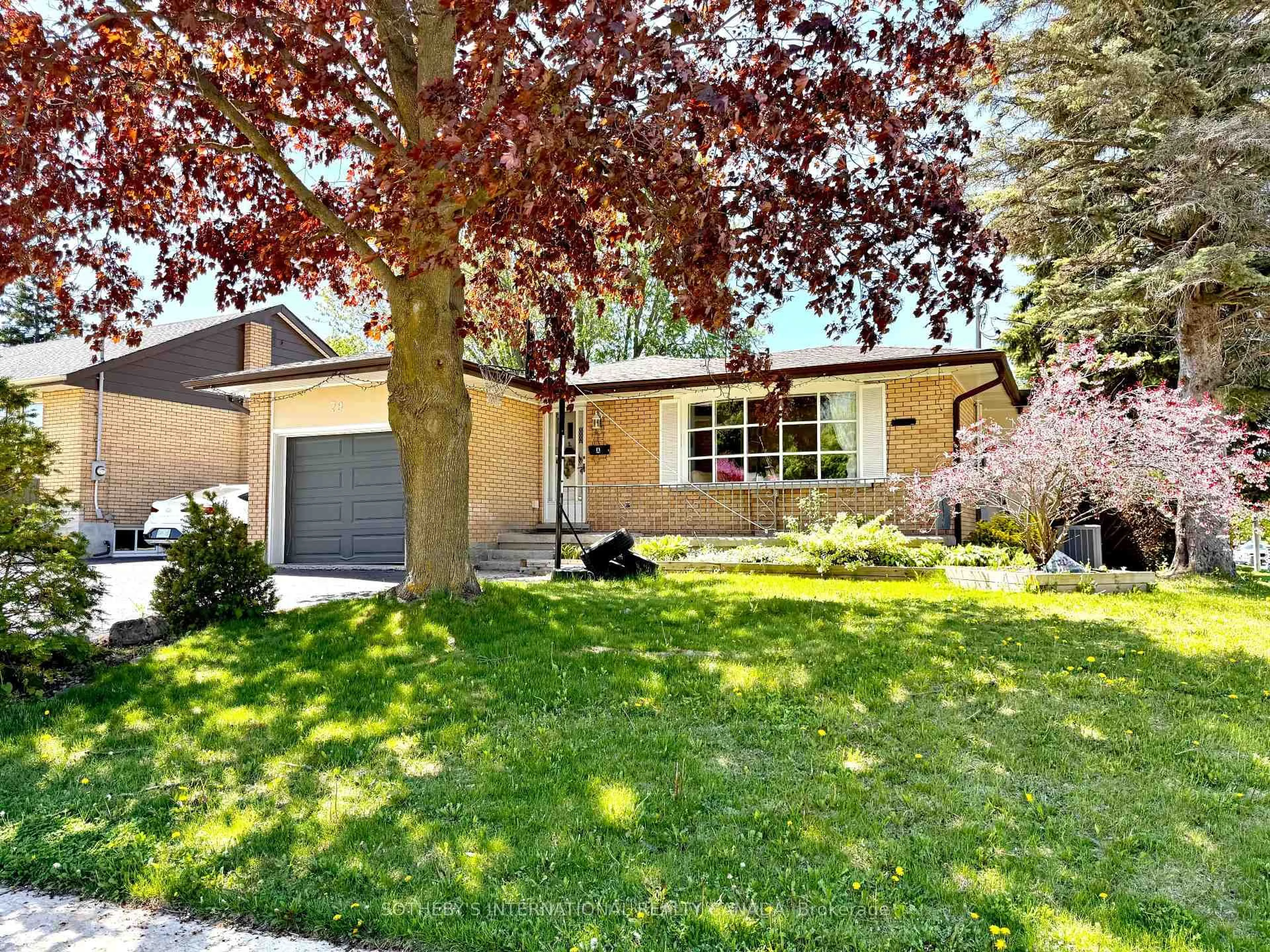 Unknown for 79 Ellis Cres, Waterloo Ontario N2J 2B7