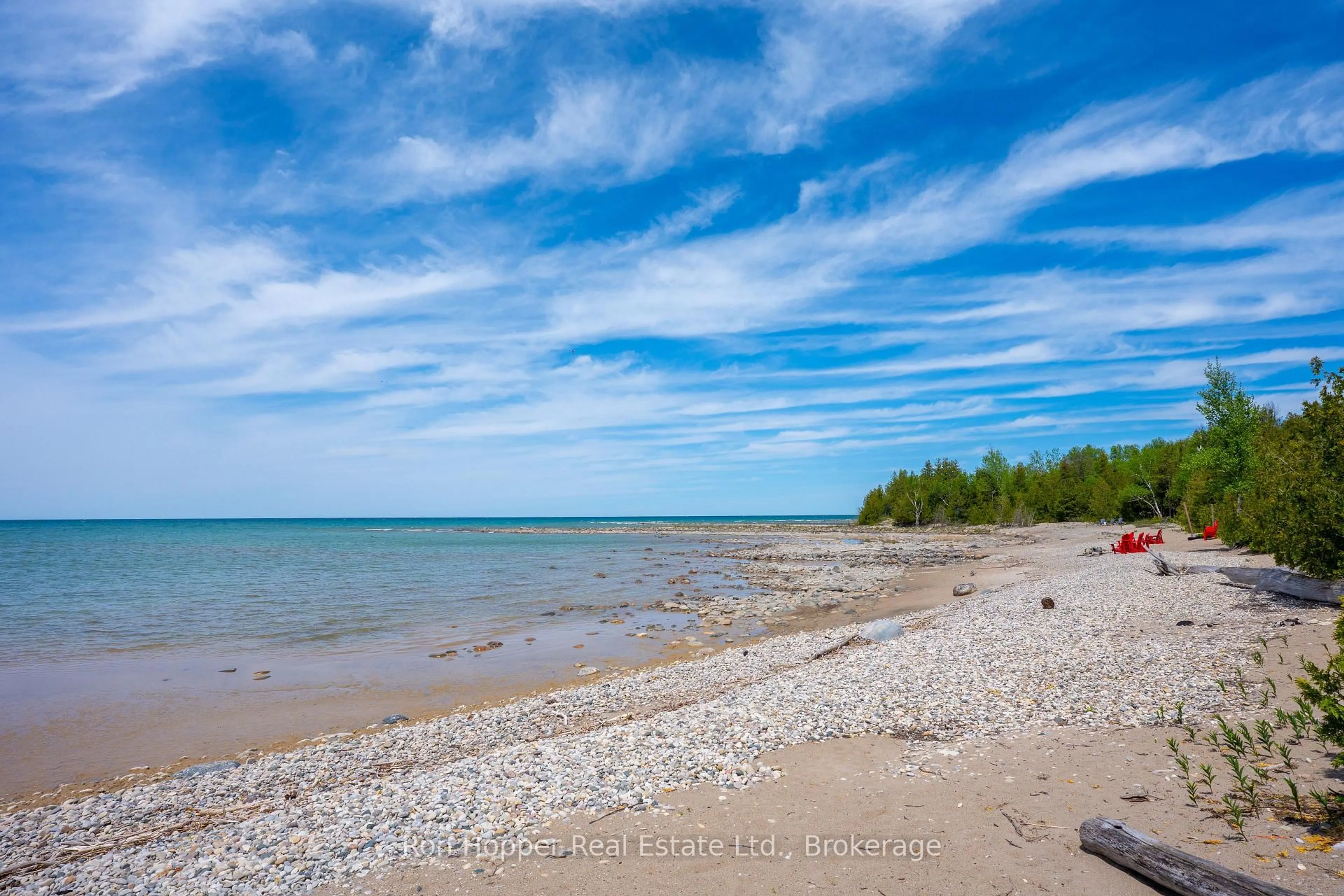 Blurry image for 31 Richardson Rd, Kincardine Ontario N0H 2C5