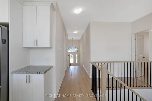 Additional image 43 of 19 Robarts Dr