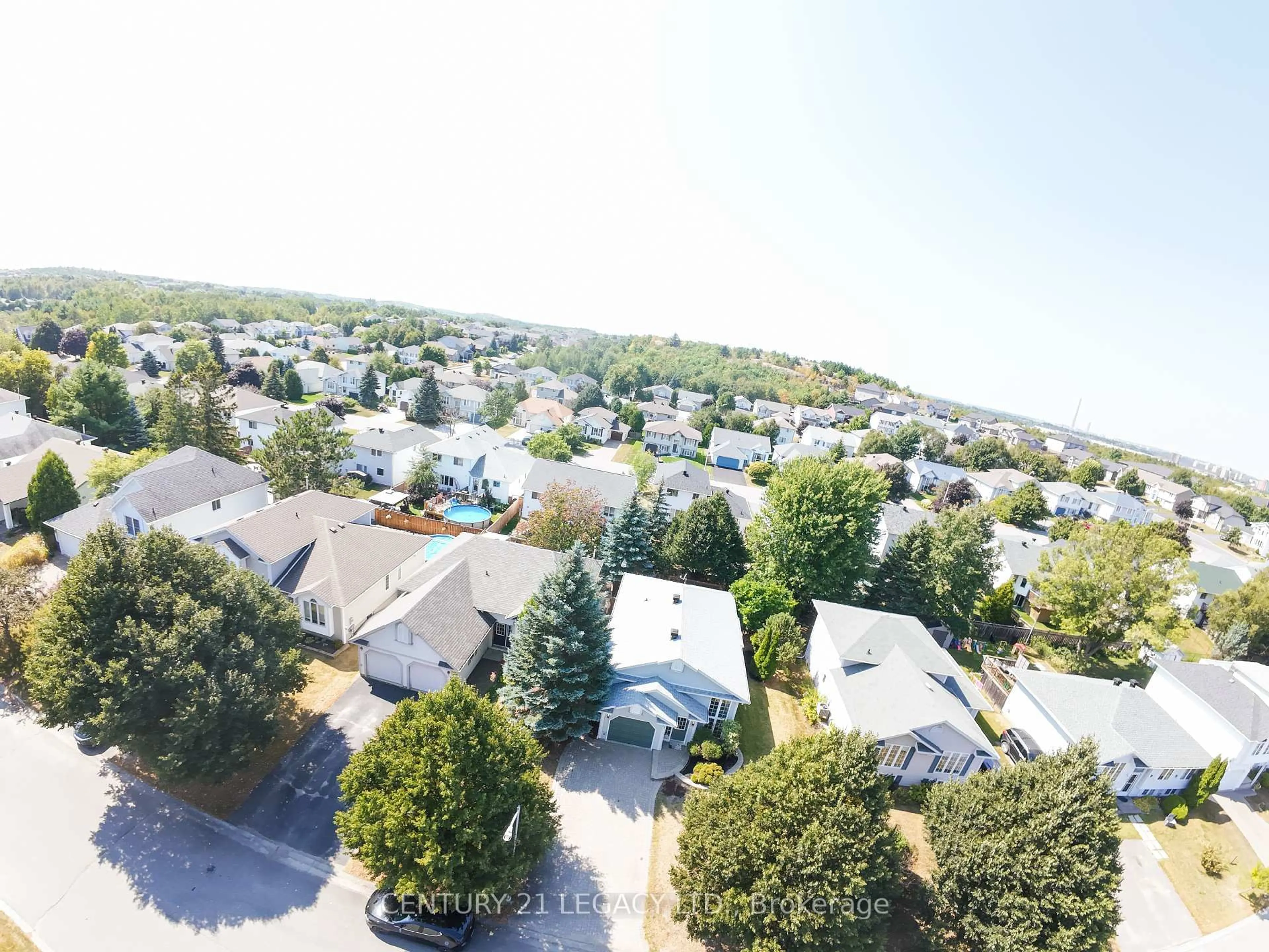 A pic from outside/outdoor area/front of a property/back of a property/a pic from drone, unknown for 53 Pond Hollow Dr, Greater Sudbury Ontario P3E 6B9