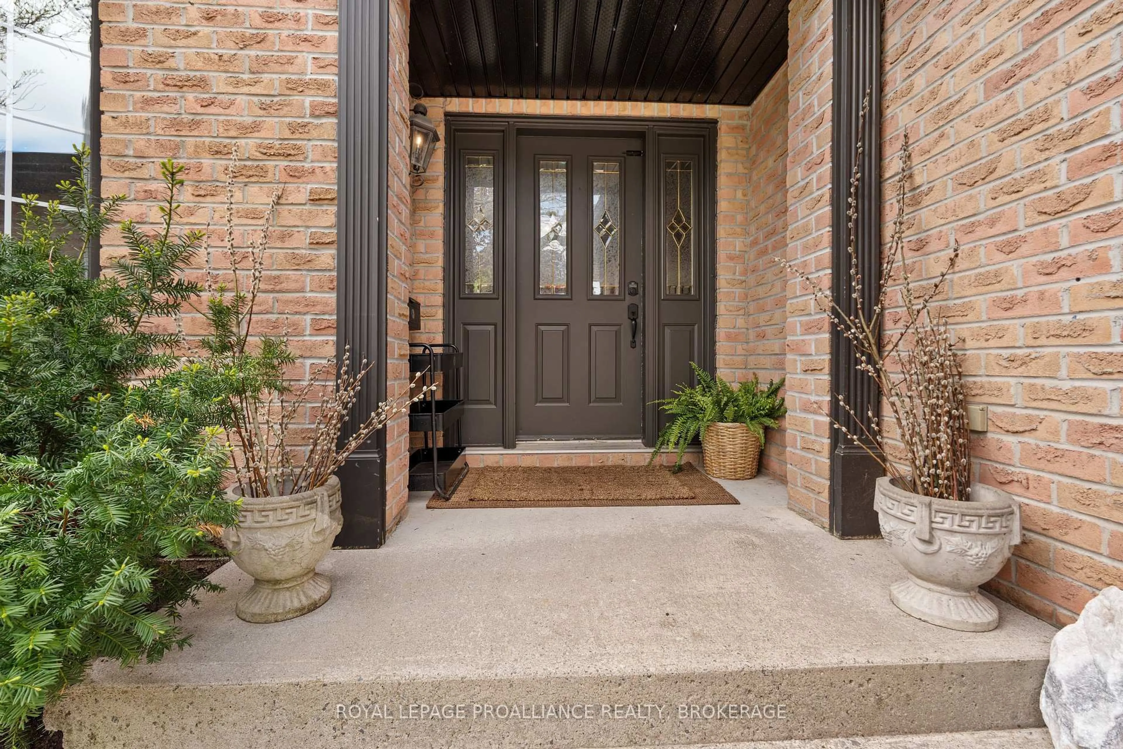 Indoor entryway for 1186 Bentley Terr, Kingston Ontario K7P 2L9