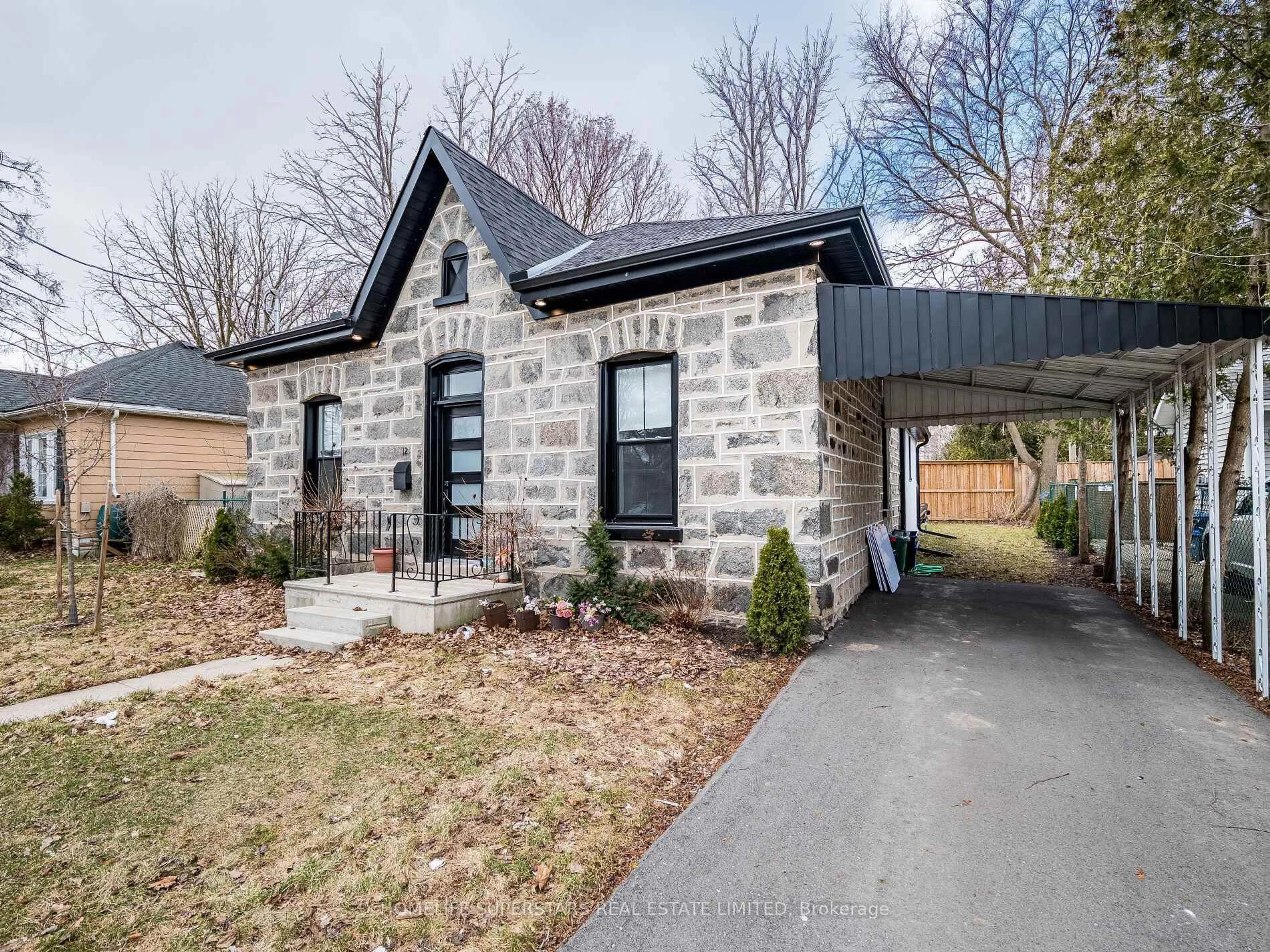 Home with brick exterior material, street for 12 York Pl, Cambridge Ontario N1R 3P7