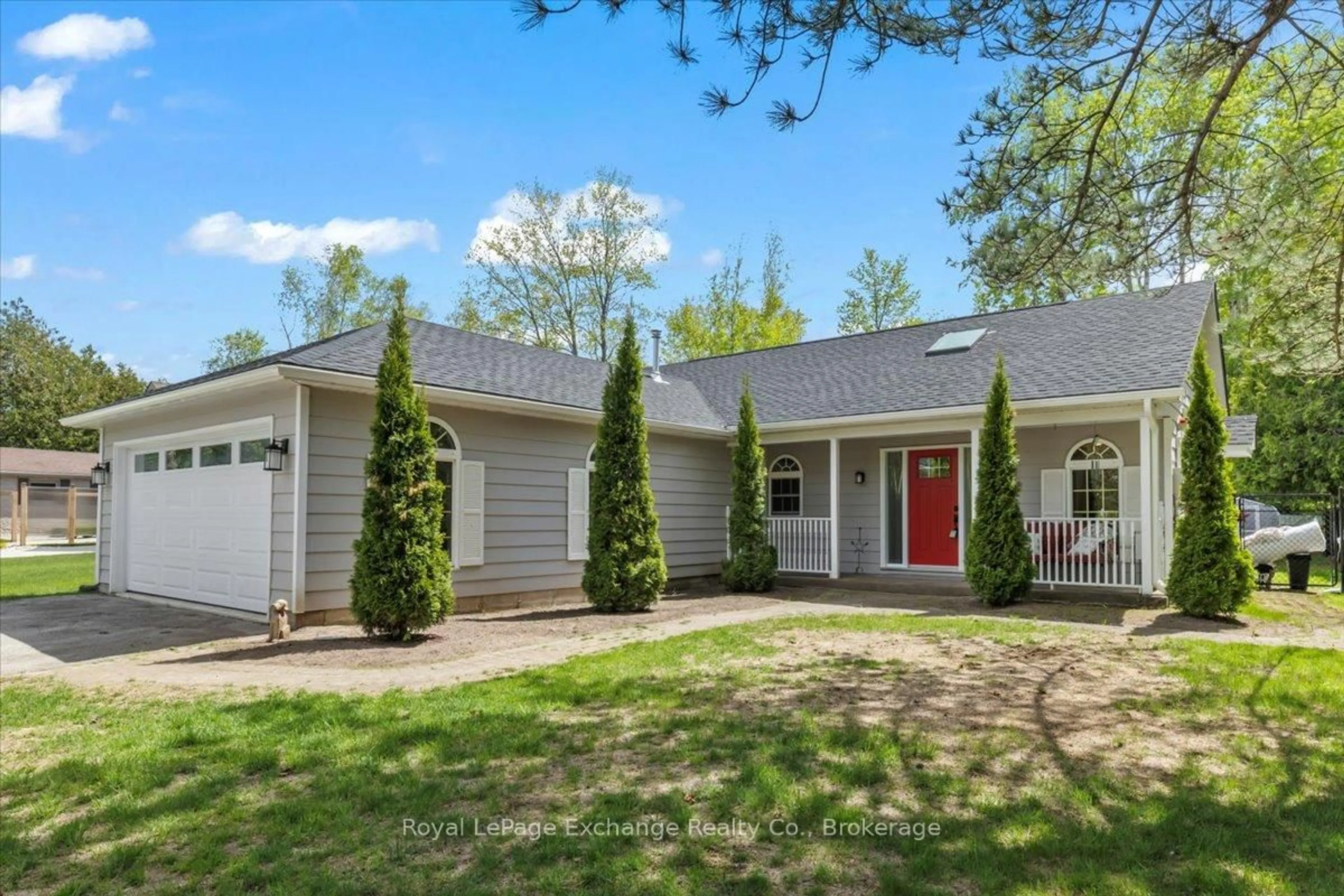 Home with vinyl exterior material, street for 357 Tyendinaga Dr, Saugeen Shores Ontario N0H 2L0