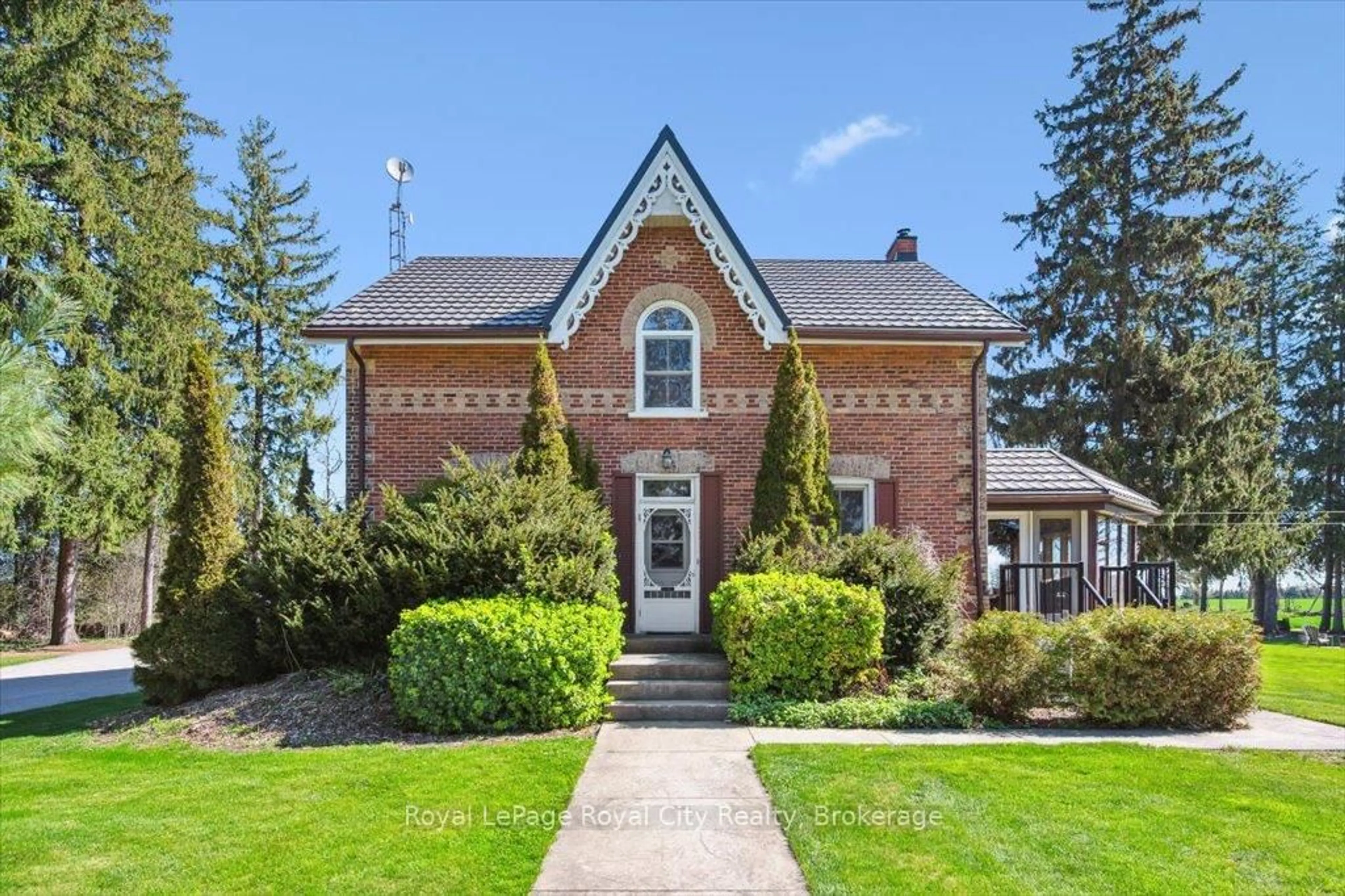 Home with brick exterior material, unknown for 5691 Wellington Road 7 Rd, Guelph/Eramosa Ontario N1H 6J2