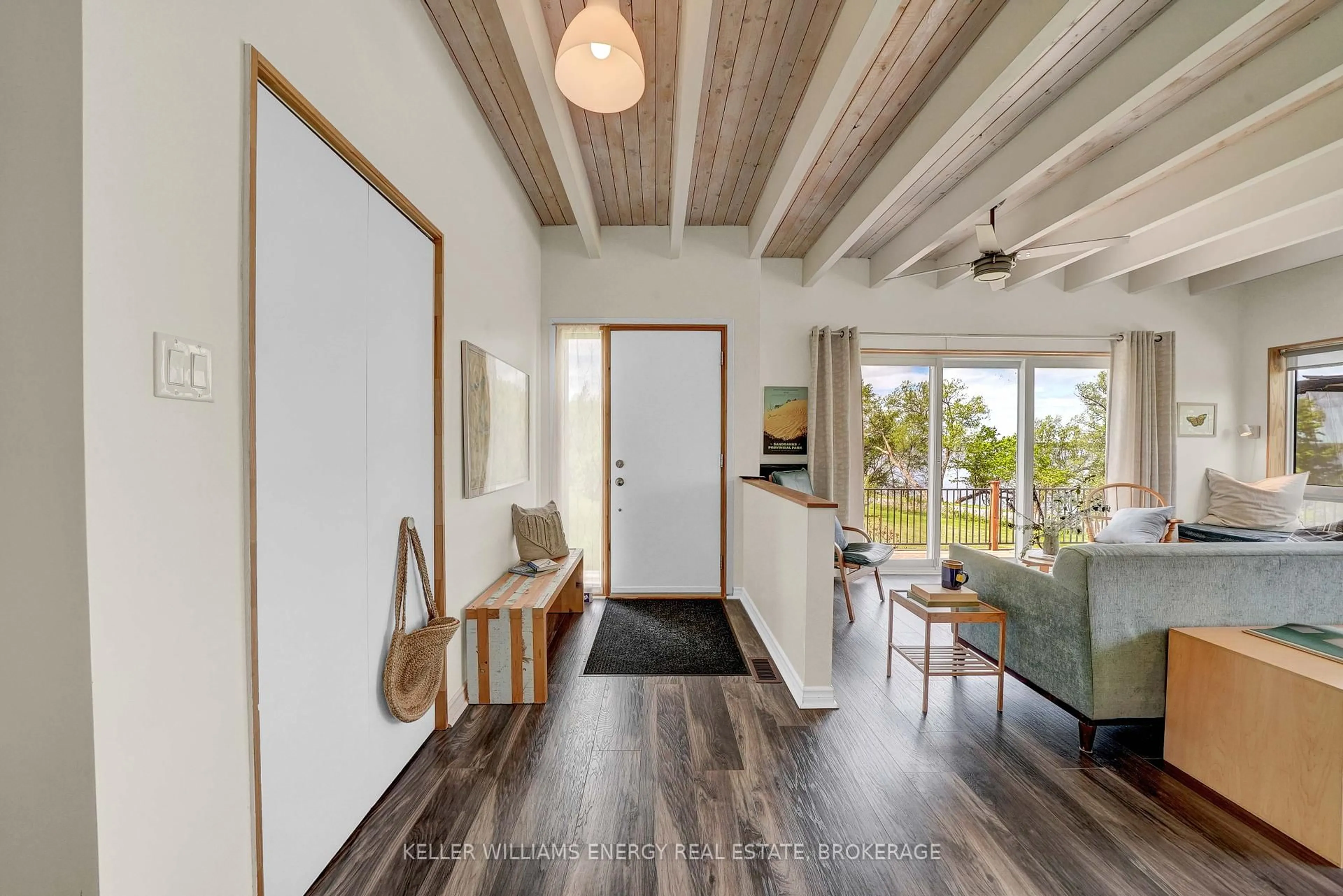 Indoor entryway for 326 Cressy Bayside Rd, Prince Edward County Ontario K0K 2T0