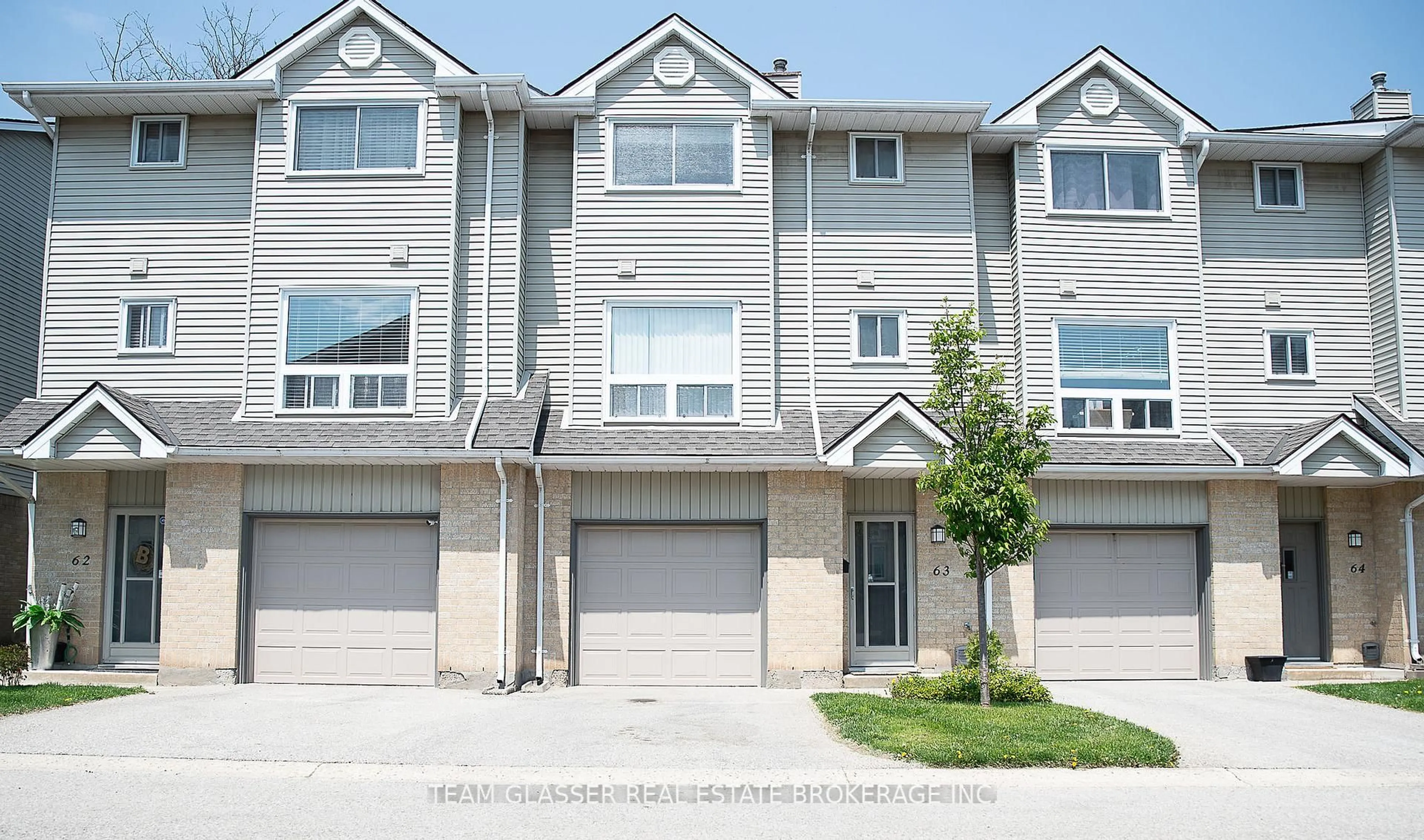 Home with vinyl exterior material, street for 1990 Wavell St #63, London East Ontario N5V 4N5