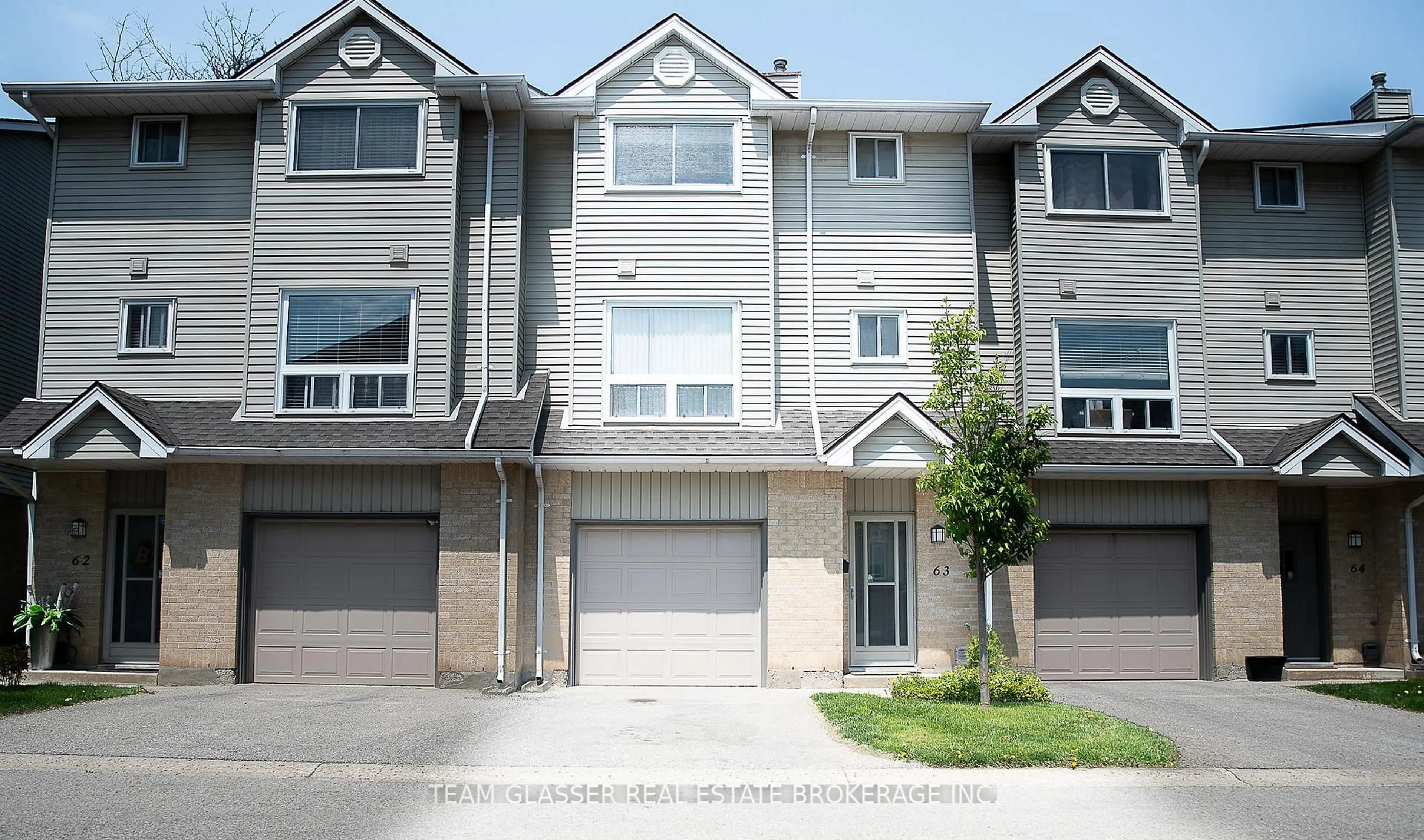 Home with vinyl exterior material, street for 1990 Wavell St #63, London East Ontario N5V 4N5