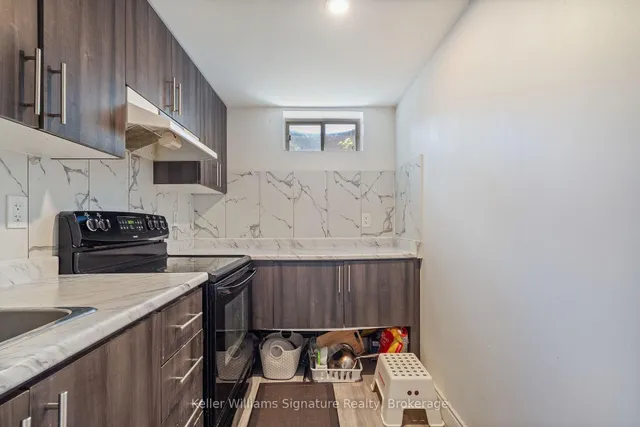 Additional property image - 341 West 5th St