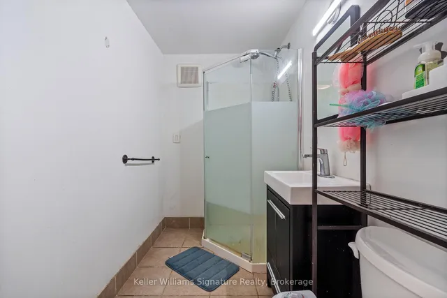 Additional property image - 341 West 5th St