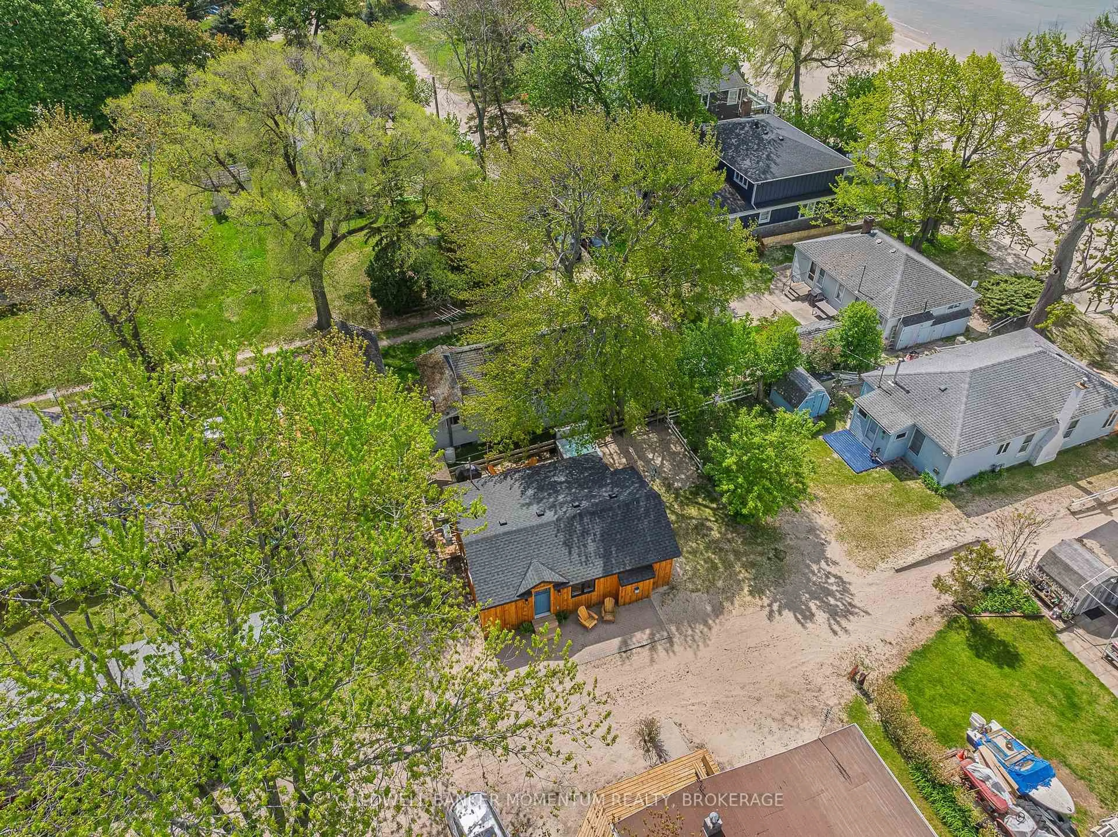 A pic from outside/outdoor area/front of a property/back of a property/a pic from drone, street for 12221 Lakeshore Rd, Wainfleet Ontario L0S 1V0