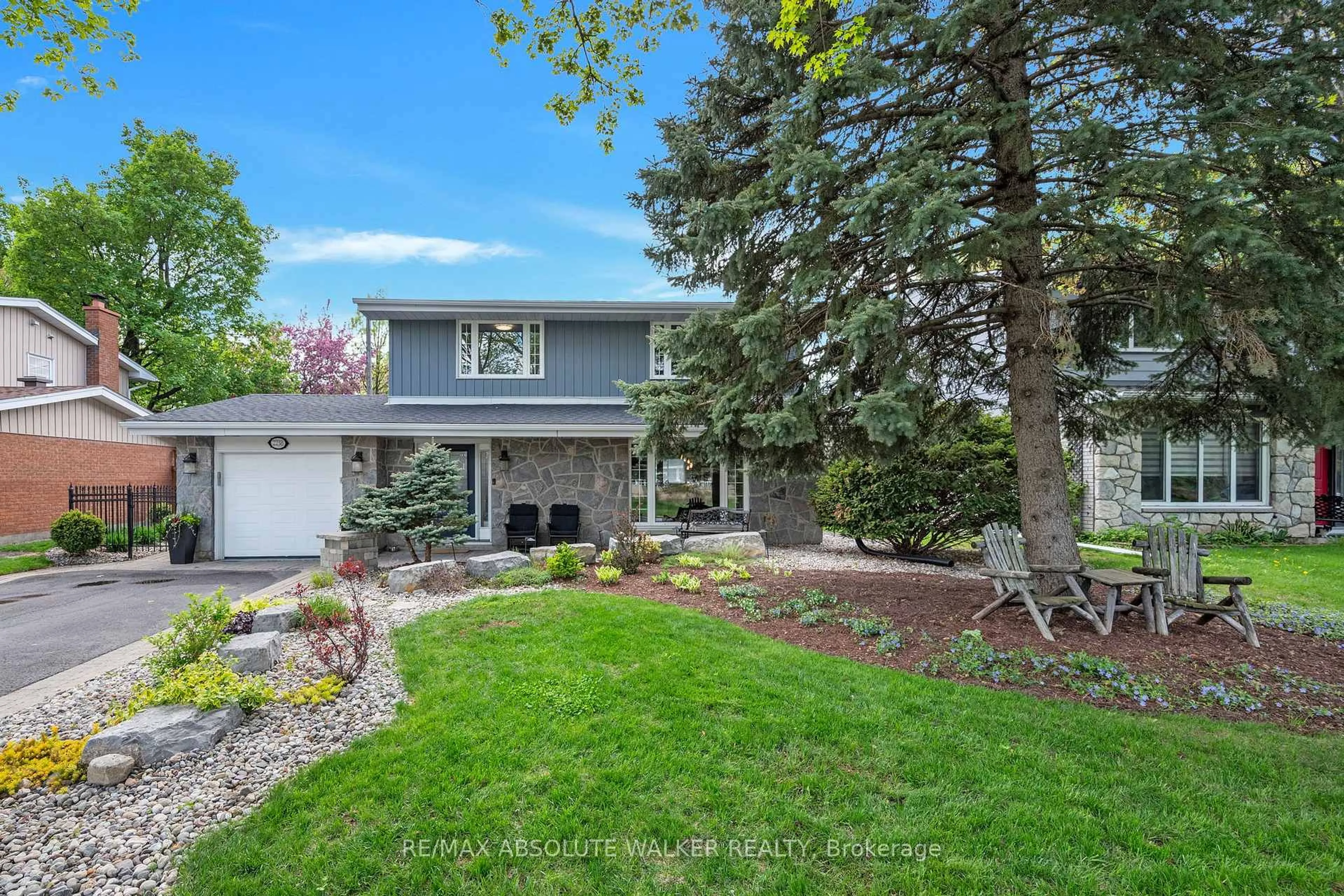 Unknown for 2238 Louisiana Ave, Ottawa Ontario K1H 6T6